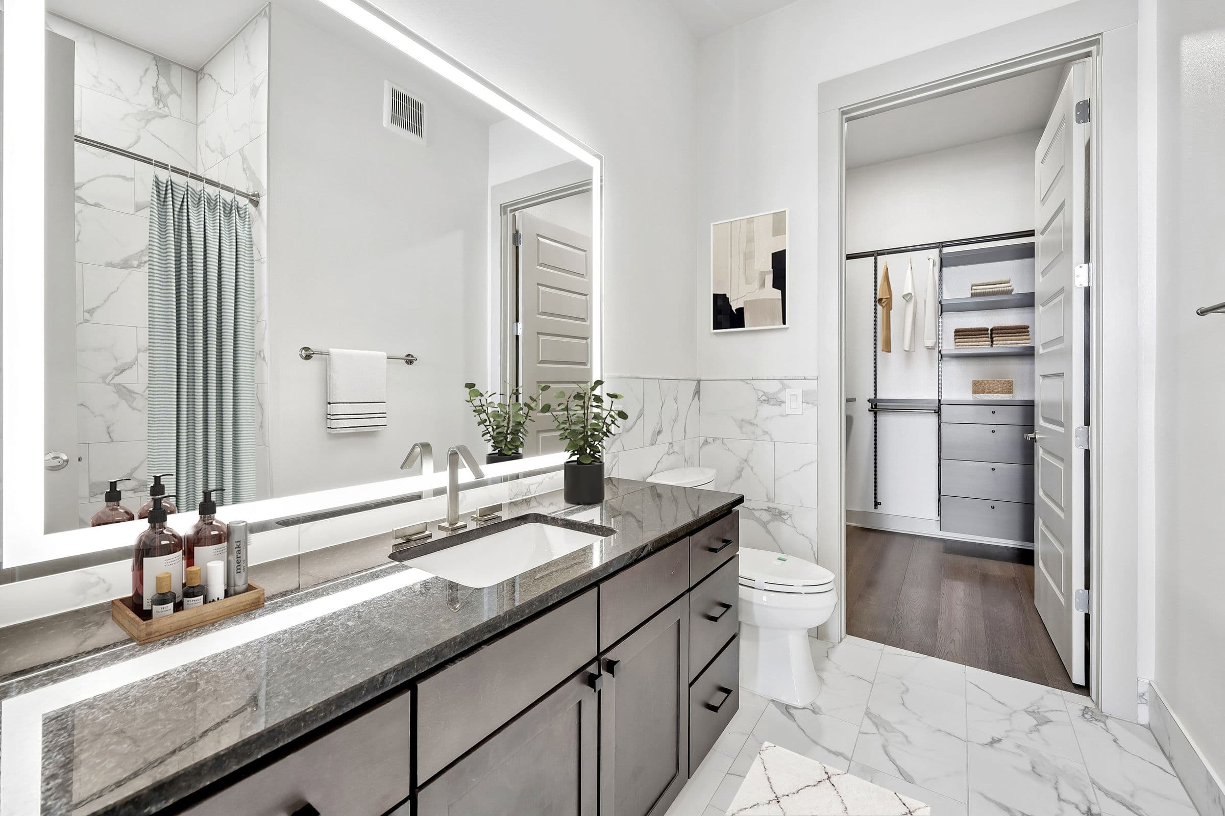 Residences at the Grove 6 of 10