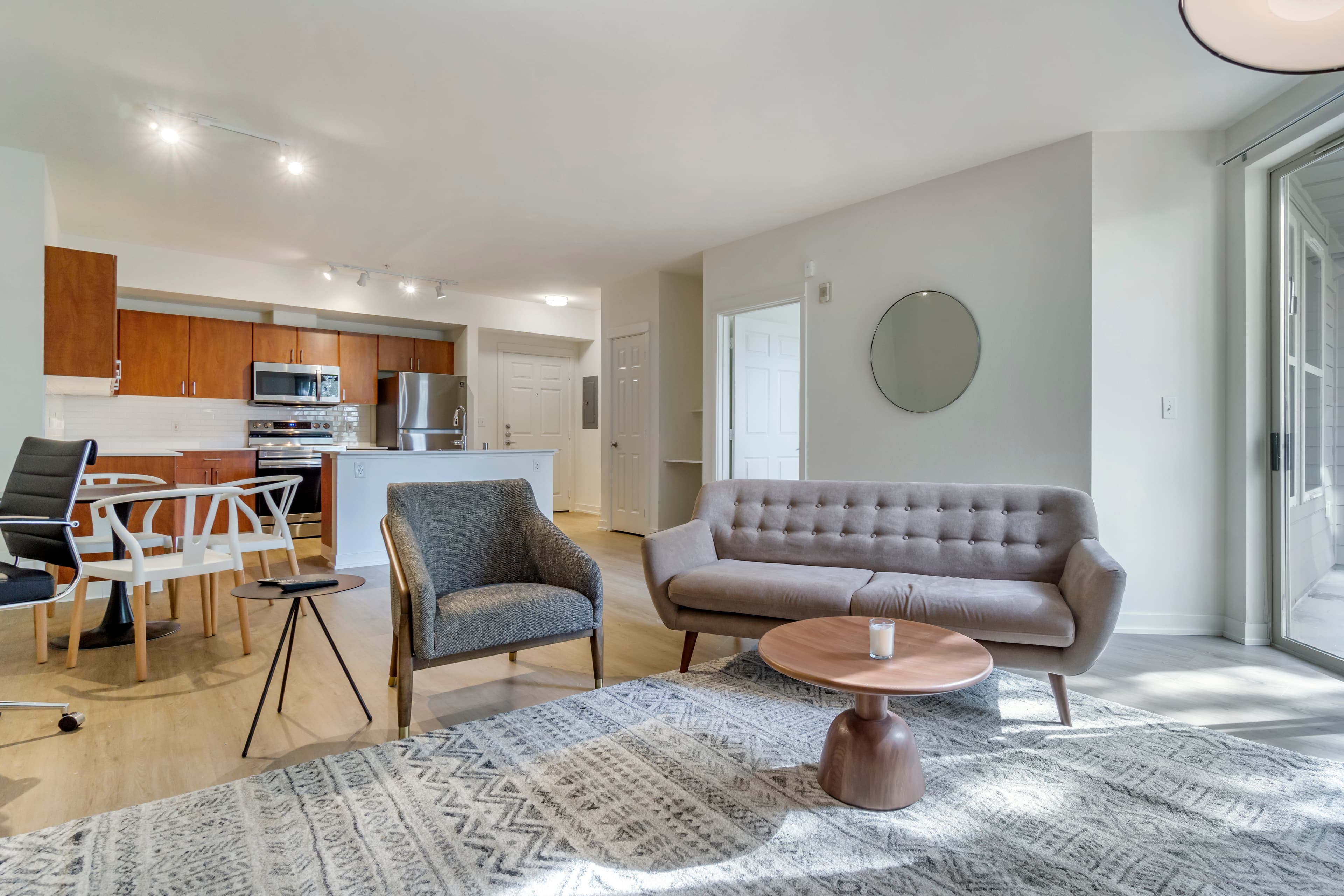 Avalon Bellevue 13 of 27