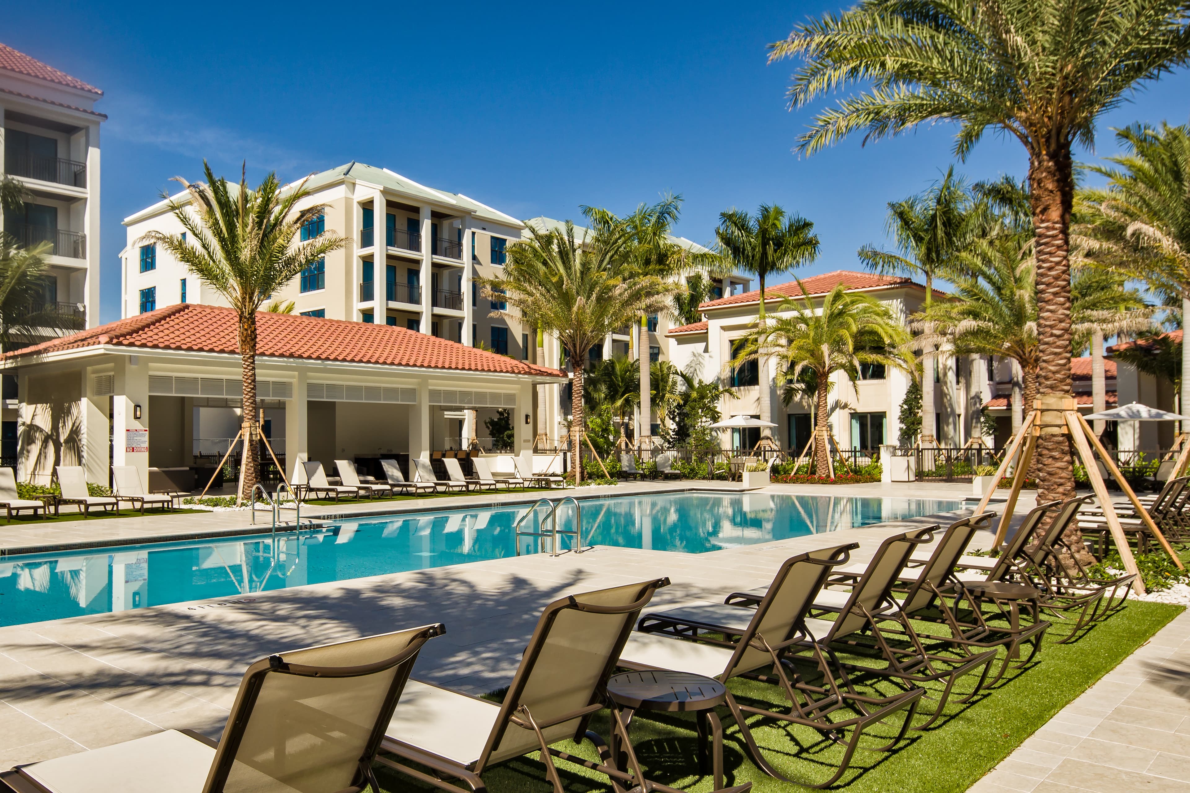 Avalon 850 Boca 24 of 32