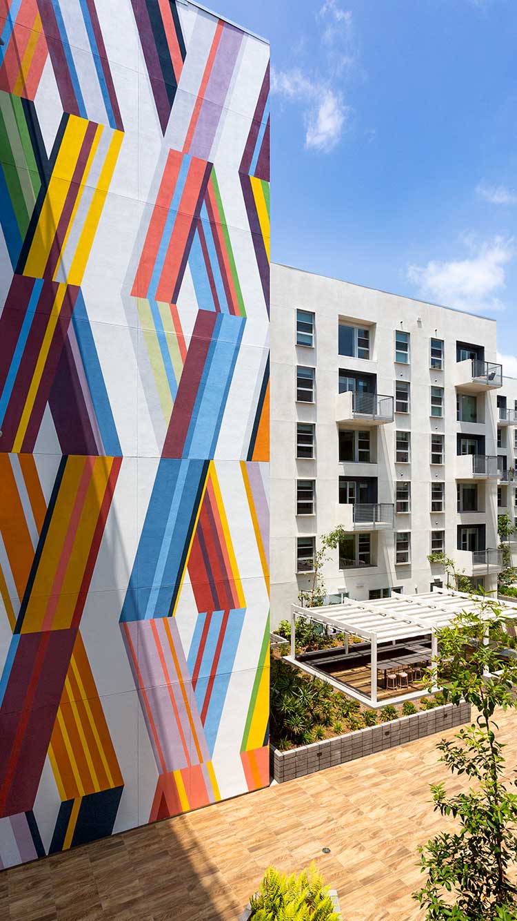 Ava Hollywood At La Pietra Place 40 of 41
