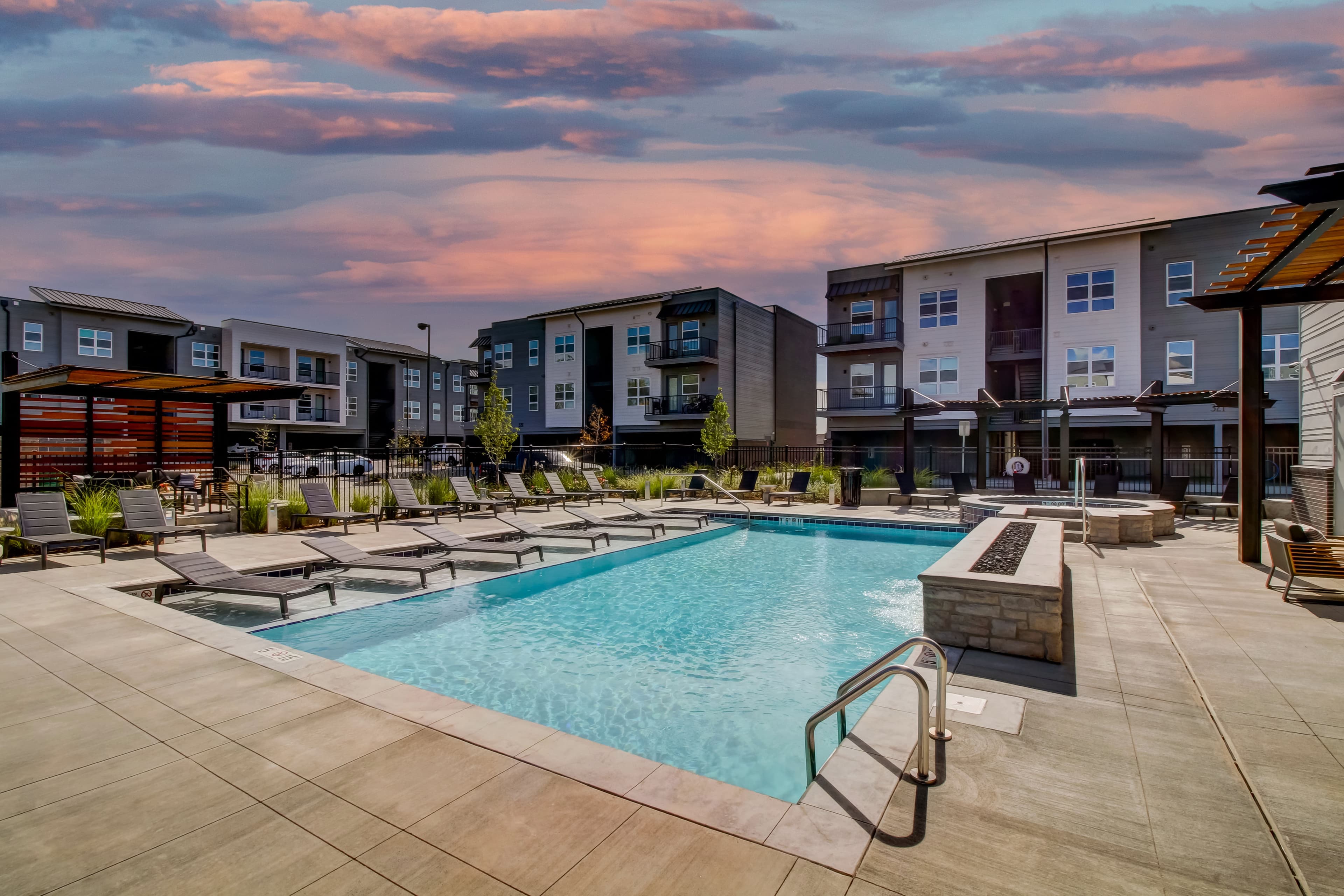 Avalon Flatirons 1 of 8