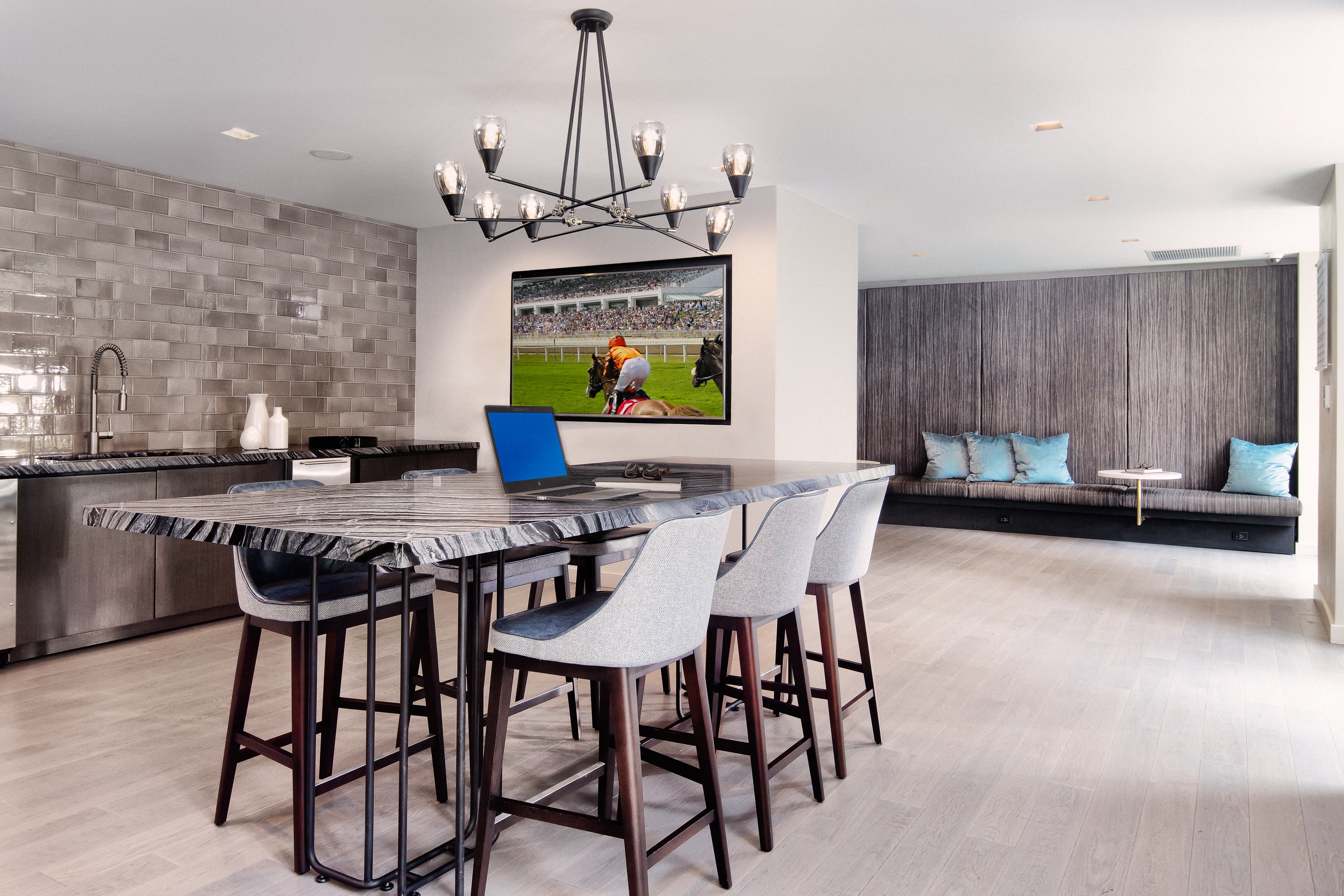 Avalon Midtown West 25 of 36