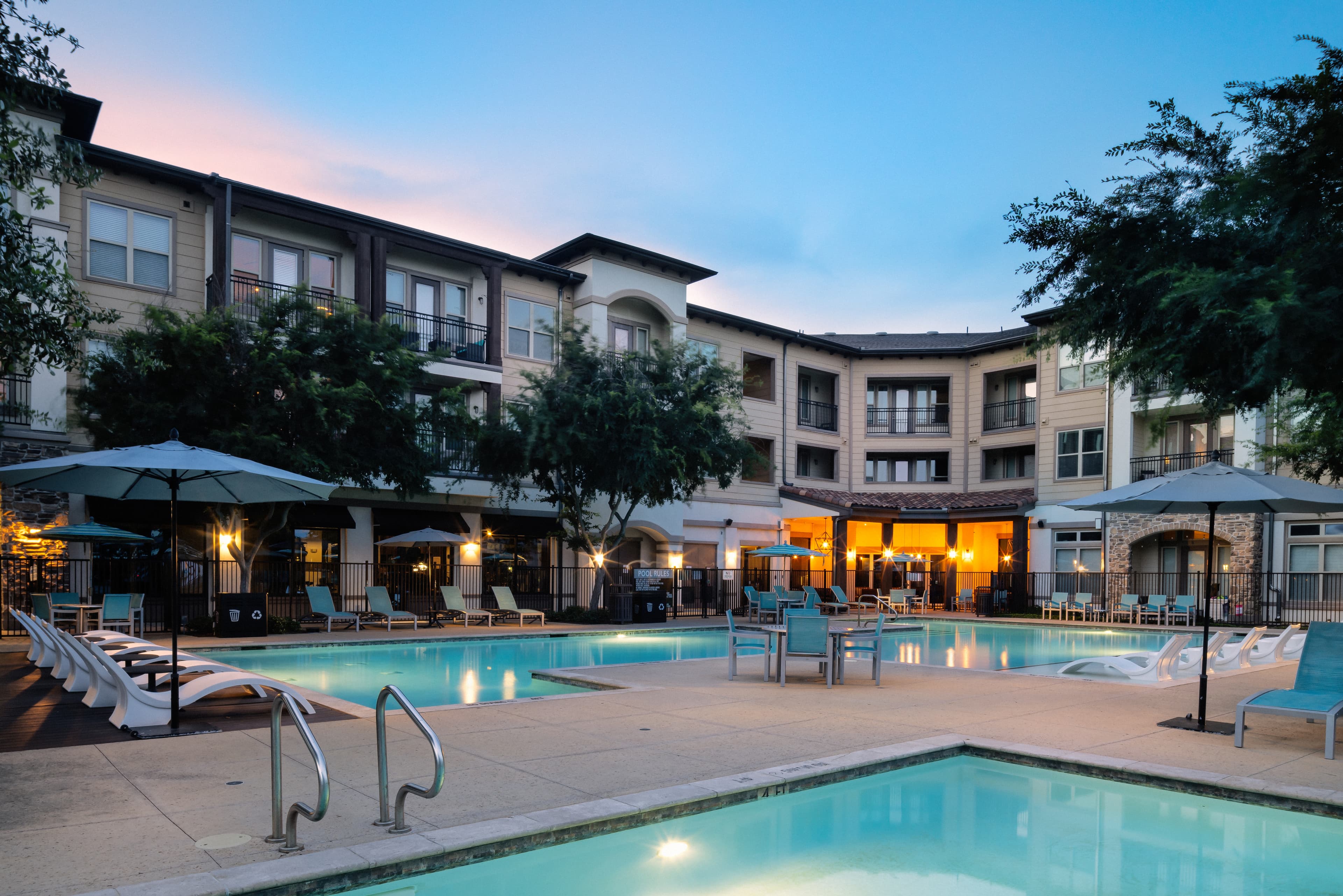 Avalon Lakeside 28 of 39