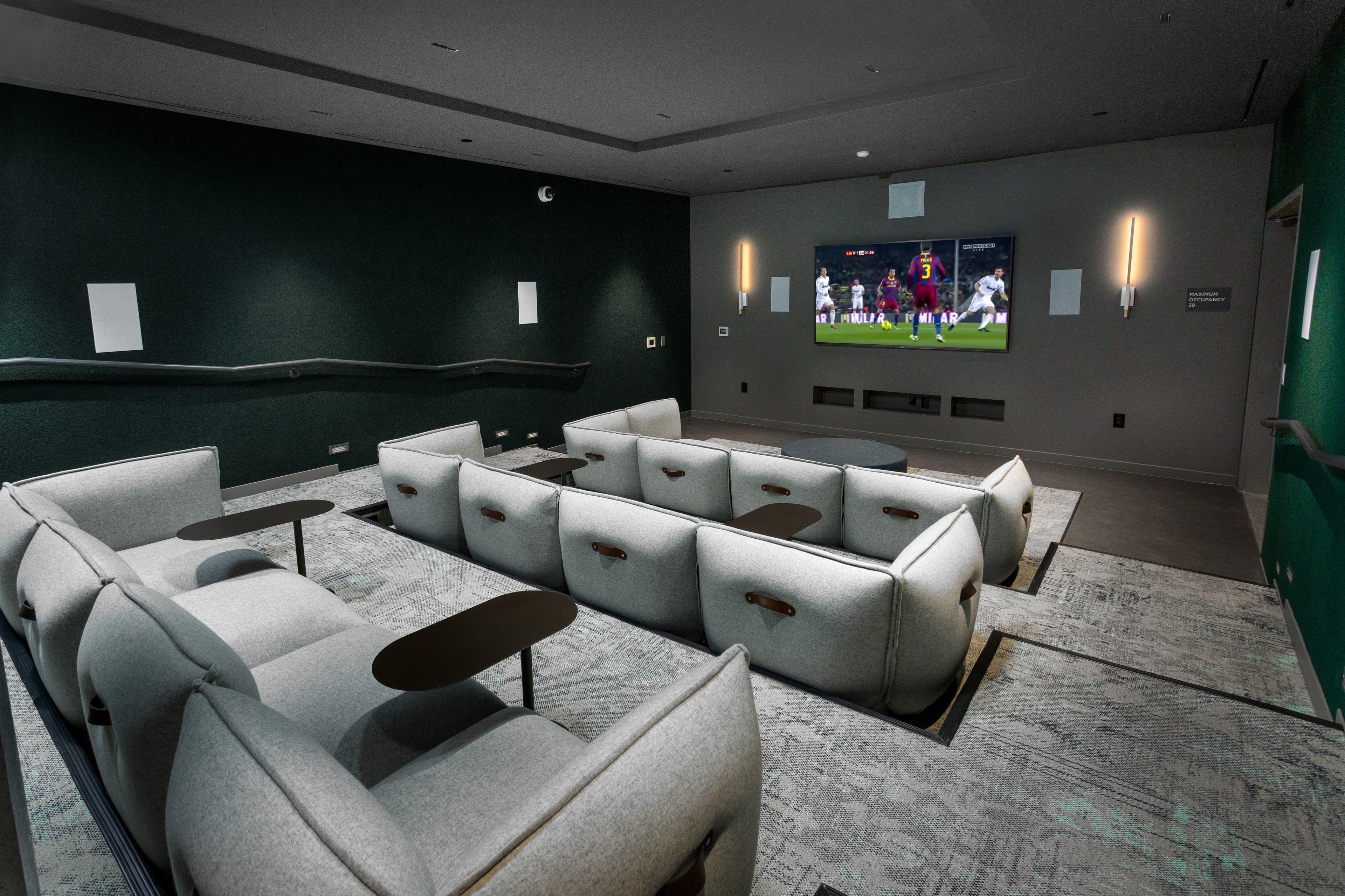Ava Hollywood At La Pietra Place 24 of 41