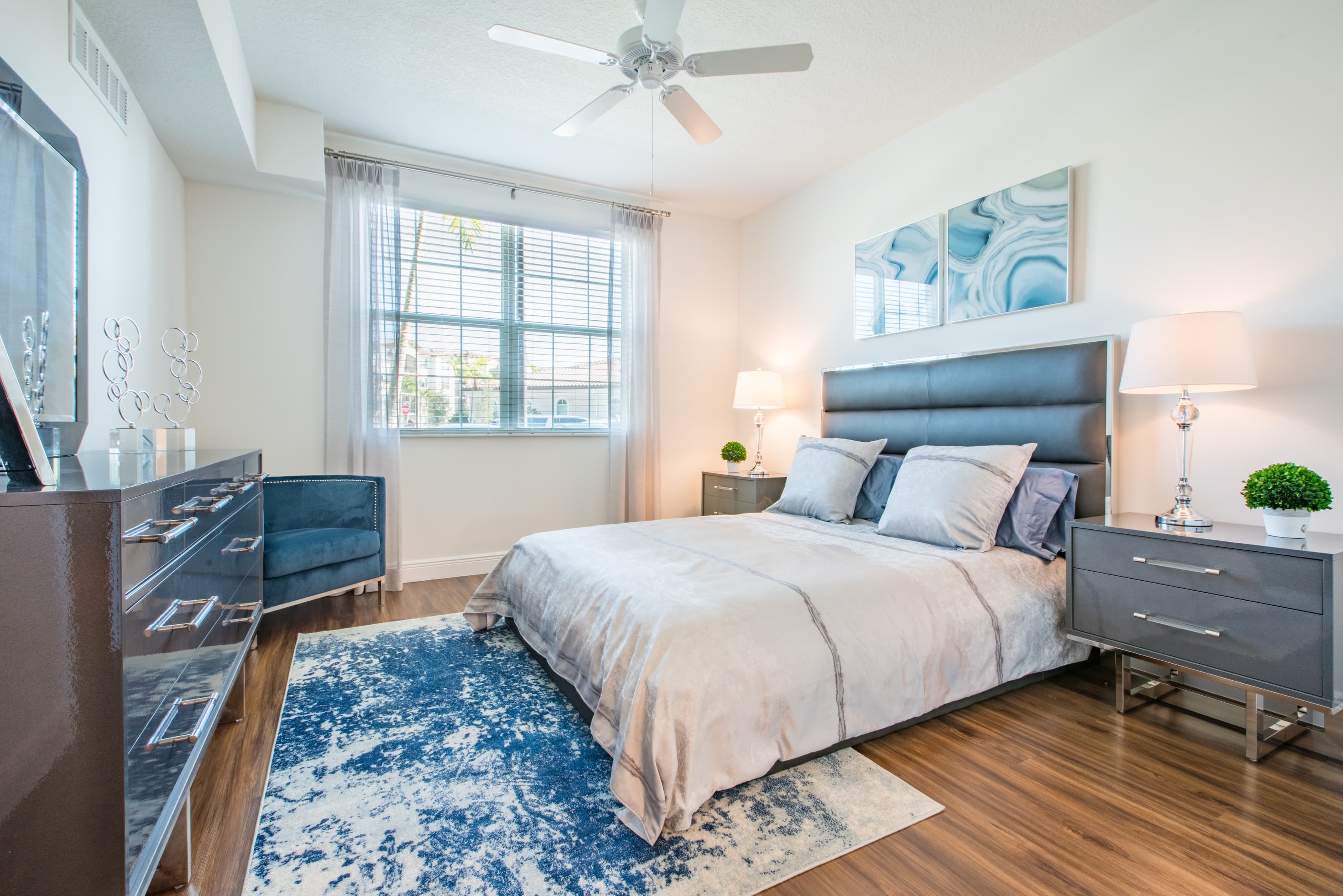 Avalon Miramar 5 of 17