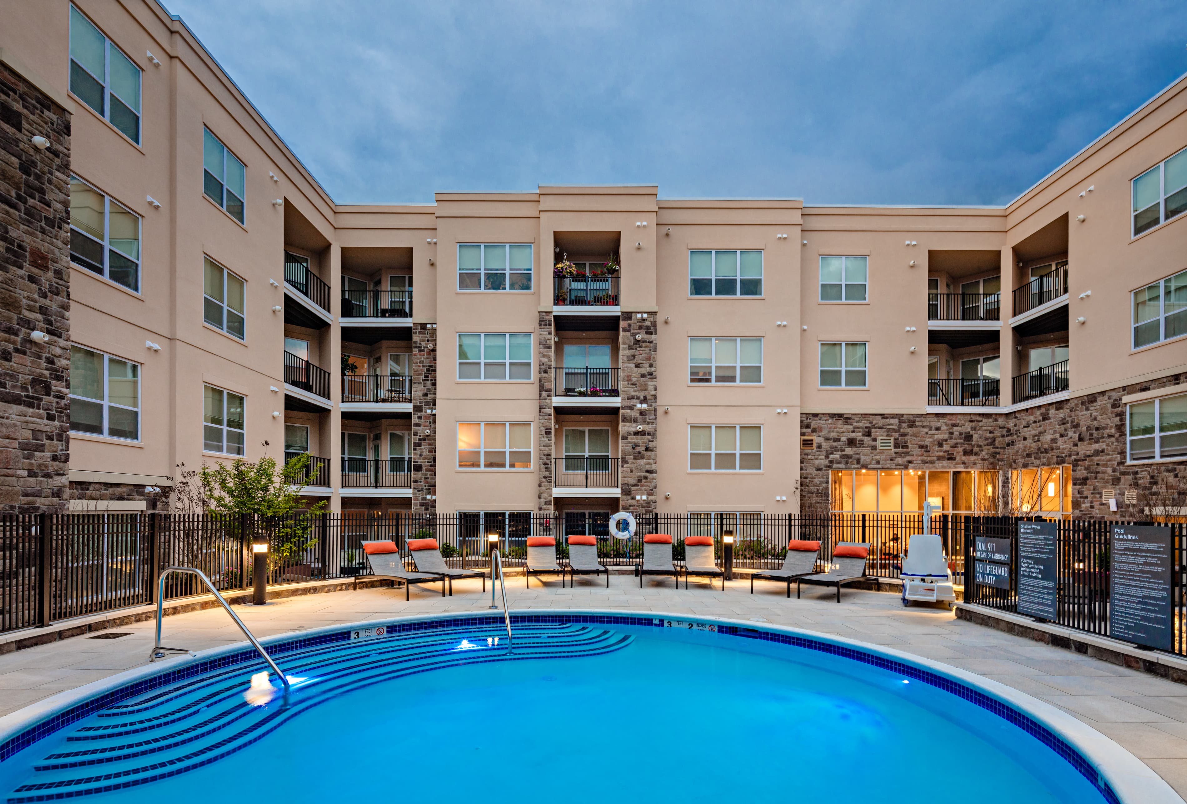 Avalon Rockville Centre 32 of 39