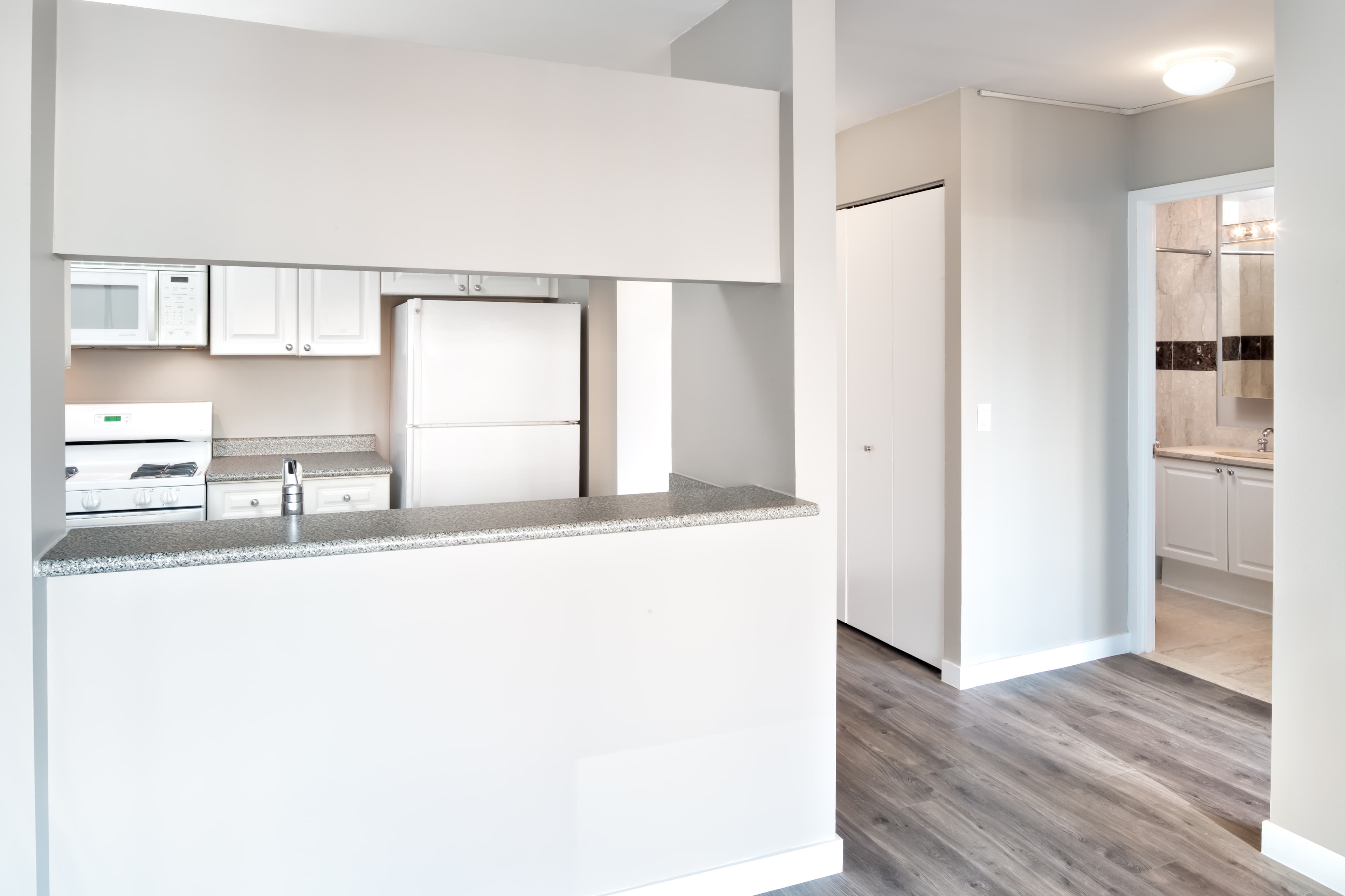 Avalon Midtown West 16 of 36
