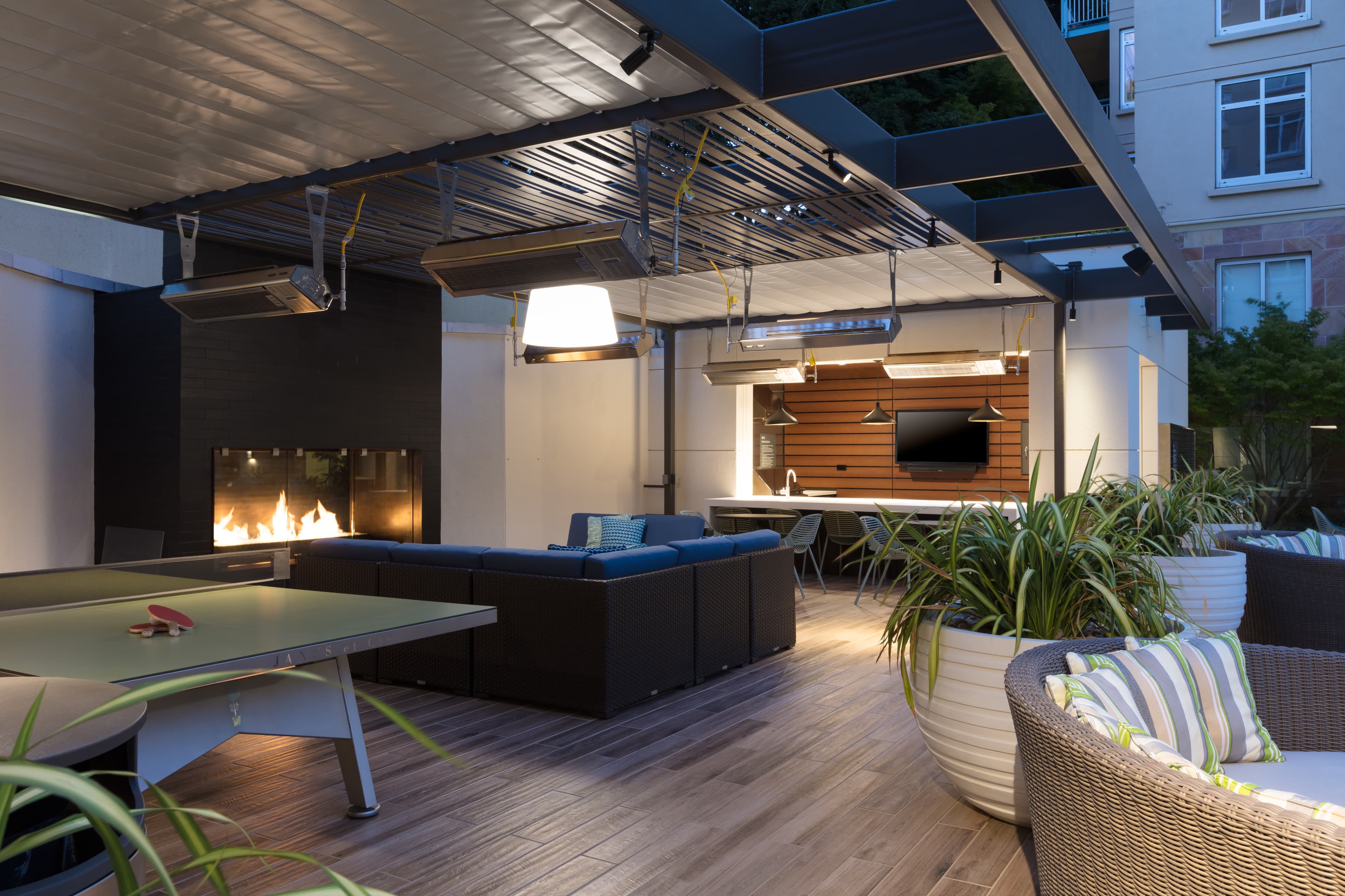 Avalon Towers on the Peninsula 30 of 40