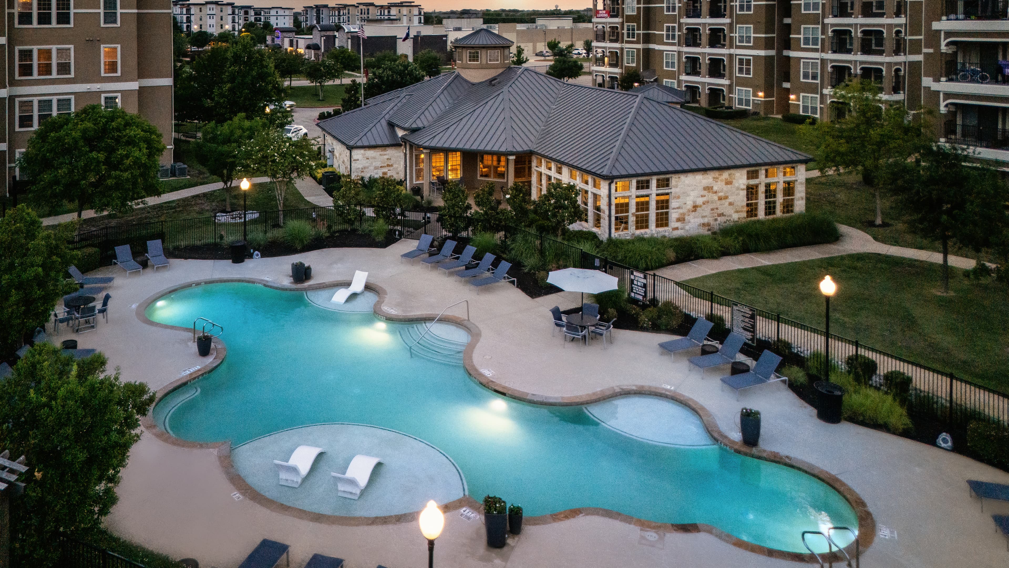 Avalon Frisco At Main 18 of 27