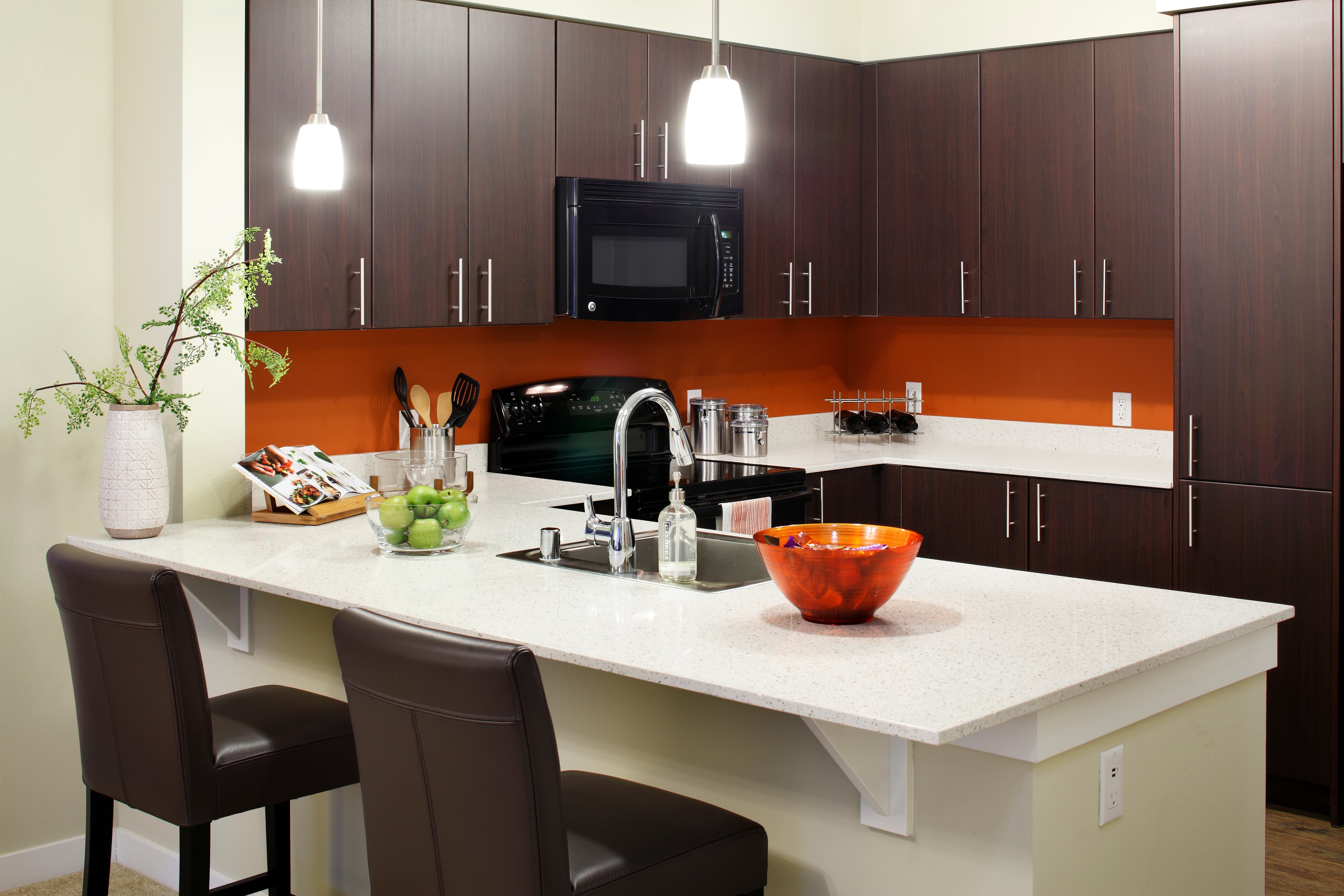 Avalon Alderwood 7 of 39