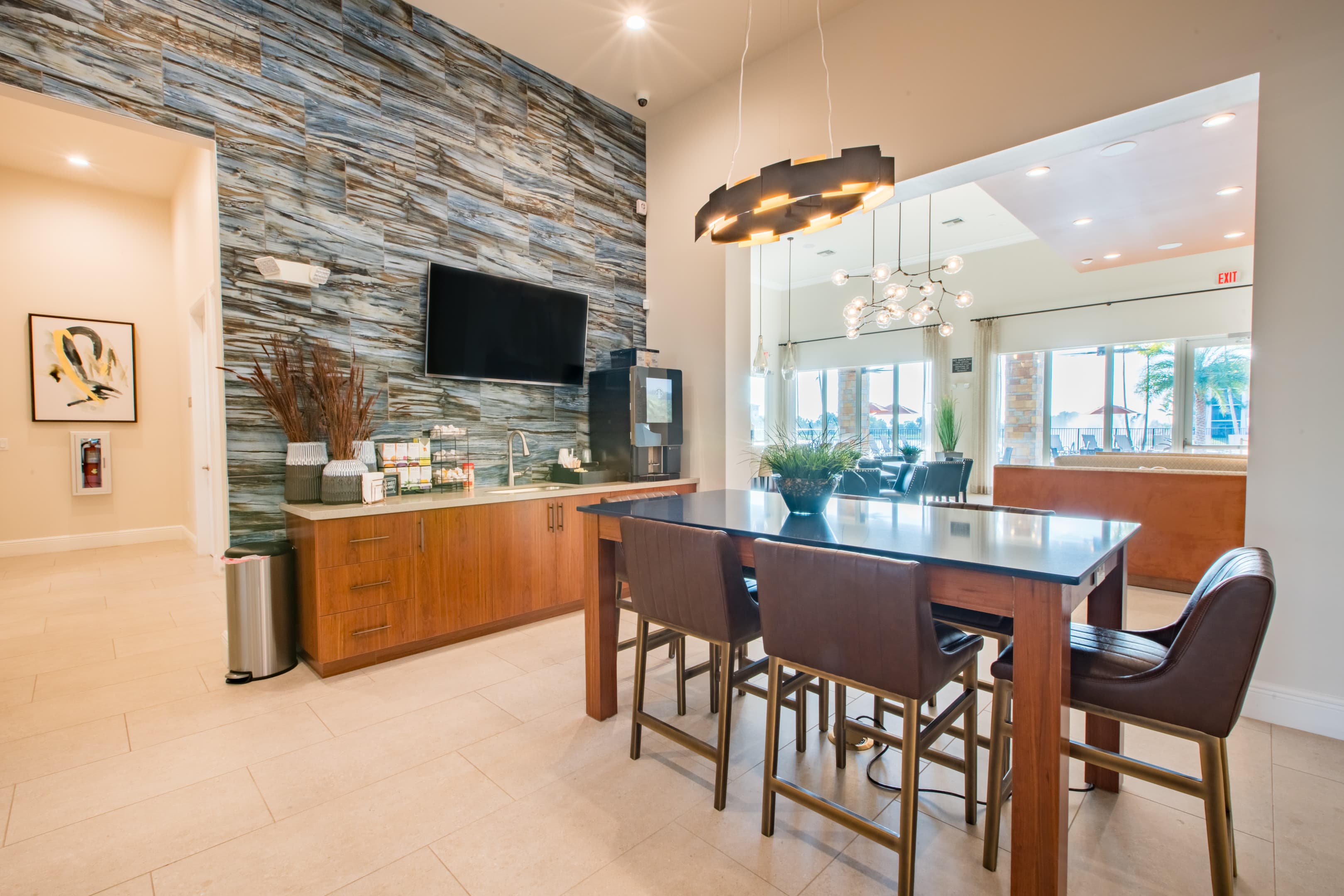 Avalon Miramar 8 of 17