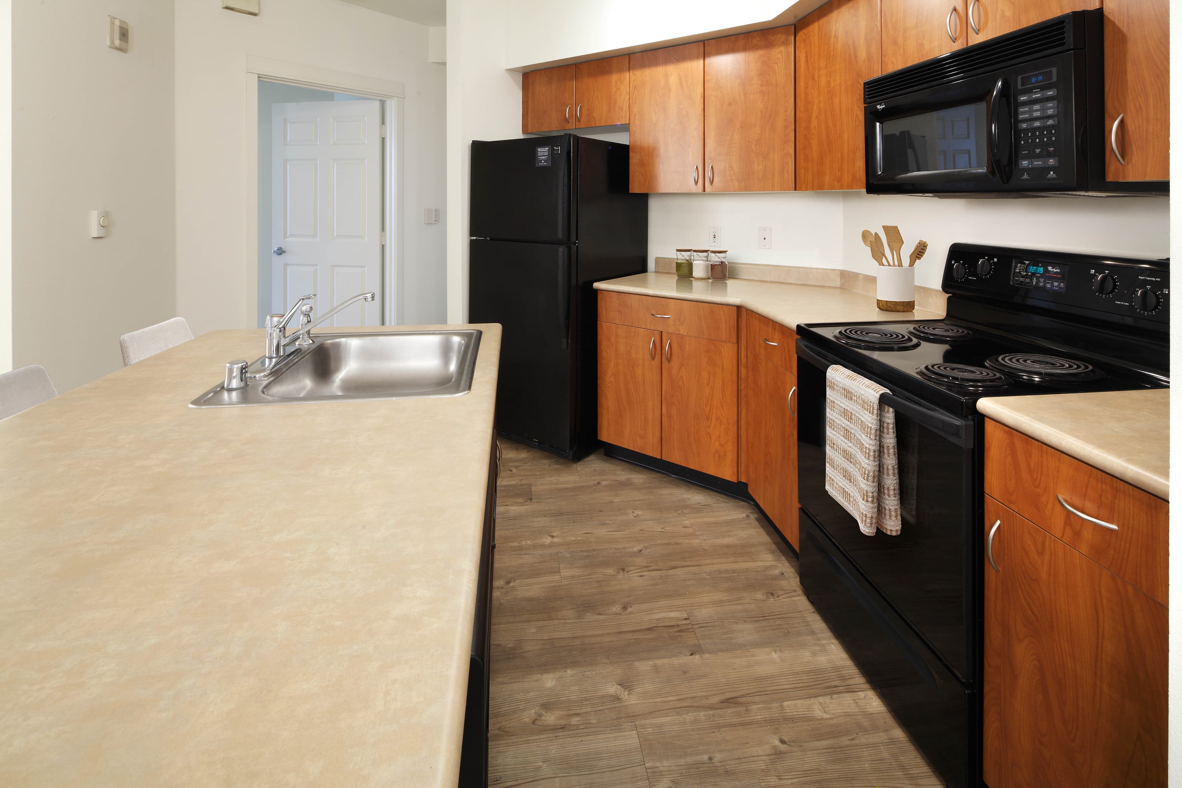 Avalon Bellevue 6 of 27