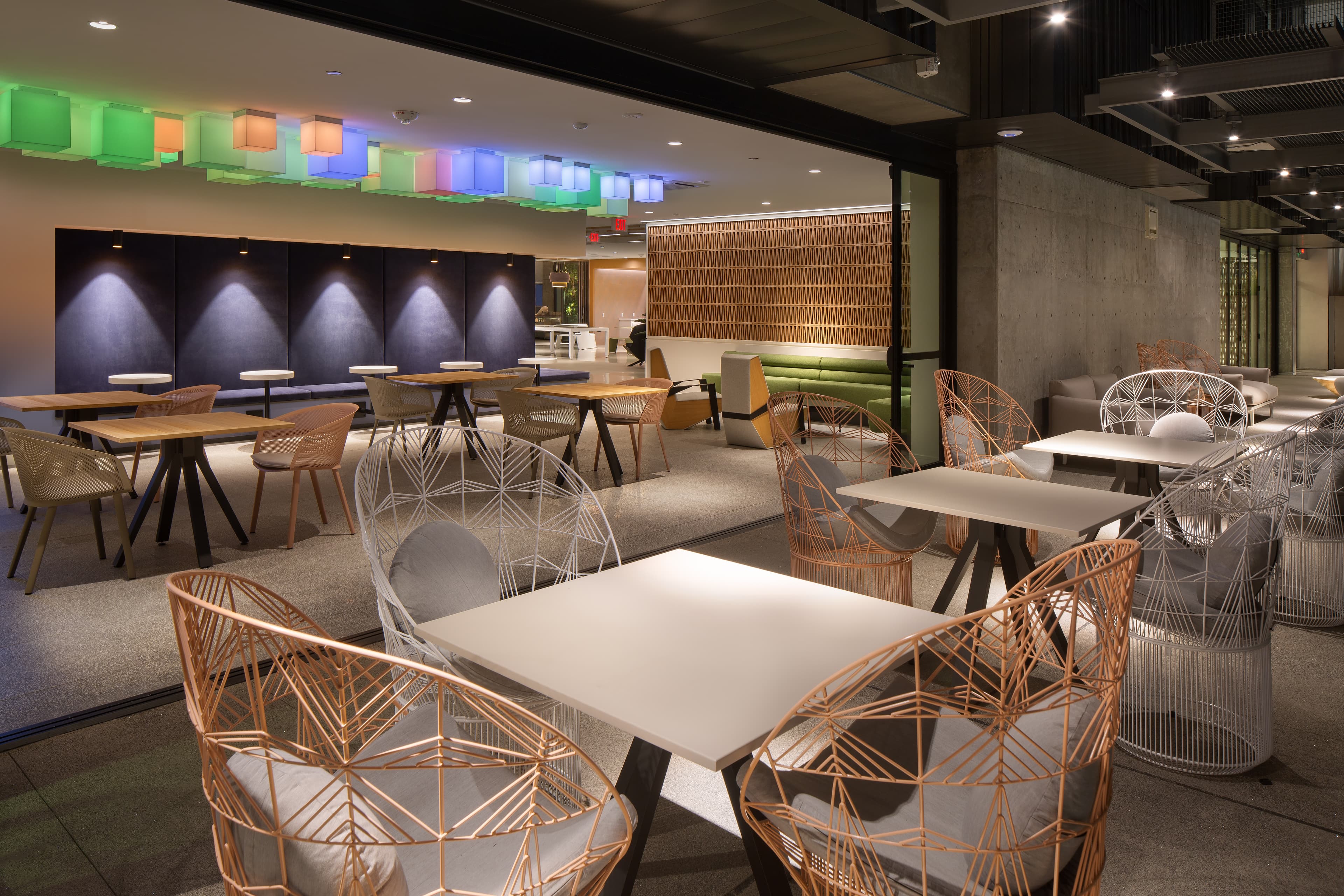 Ava Hollywood At La Pietra Place 21 of 41