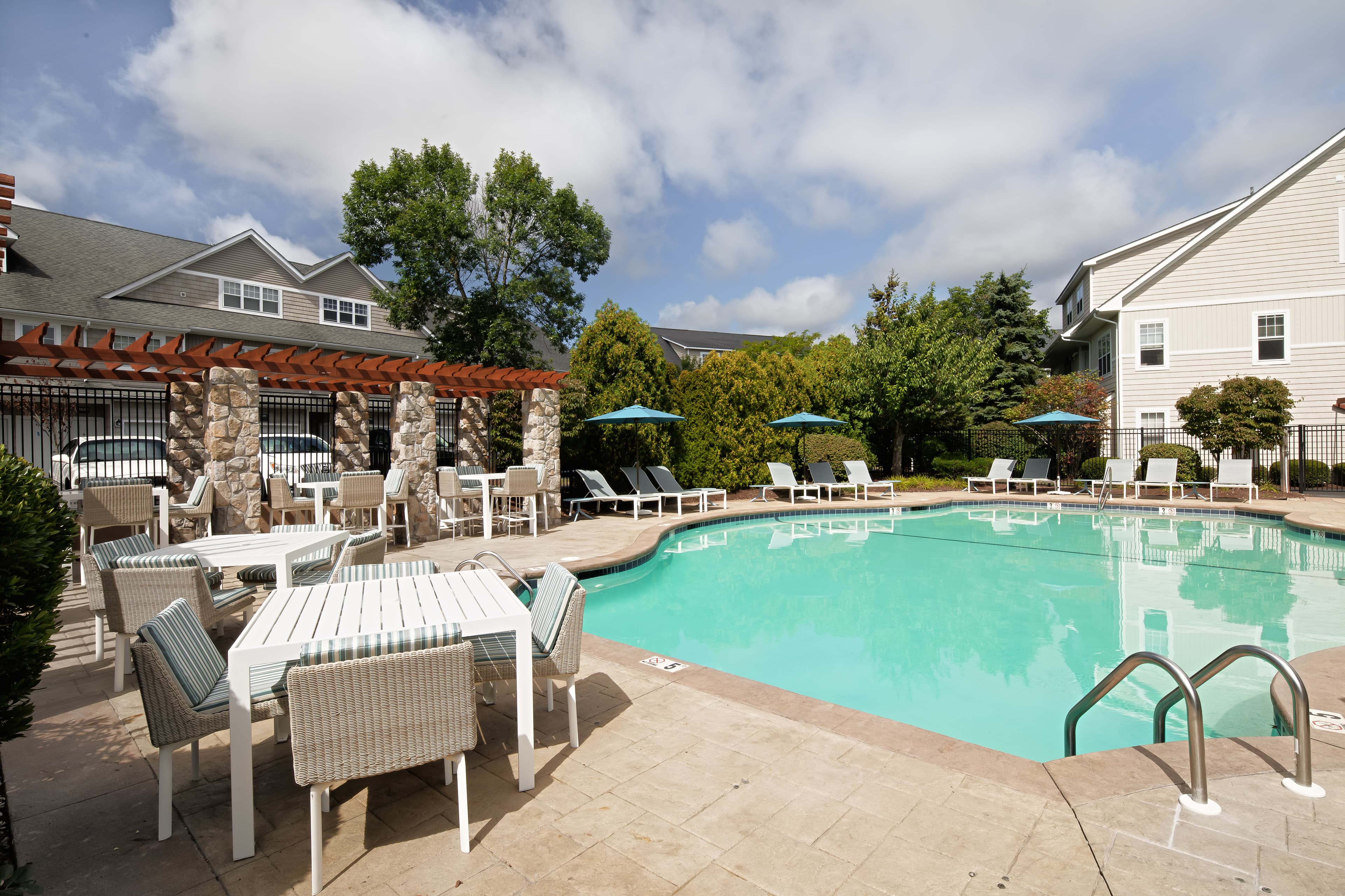 Avalon At The Pinehills 22 of 31