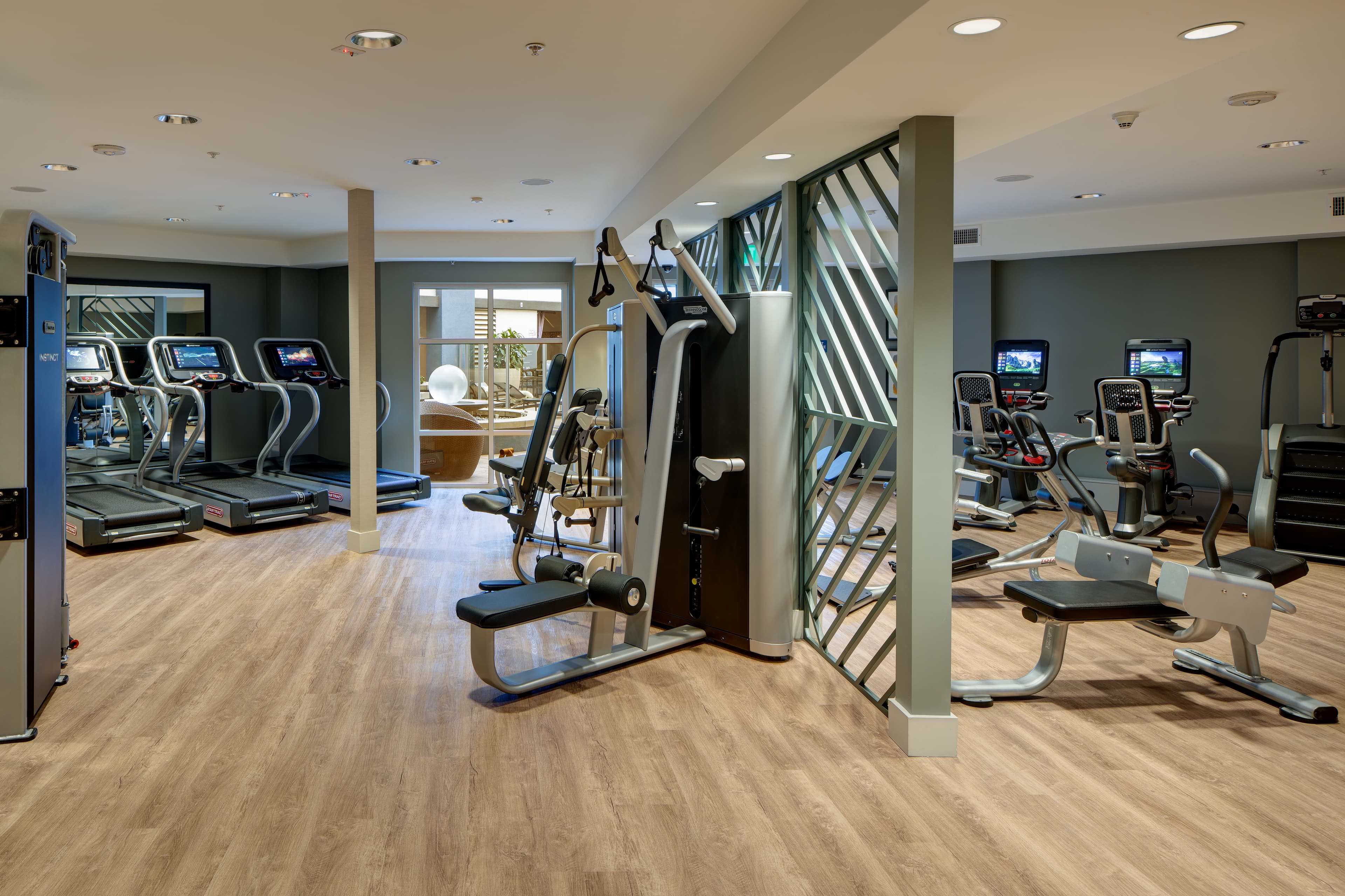 Avalon Wilshire 22 of 31