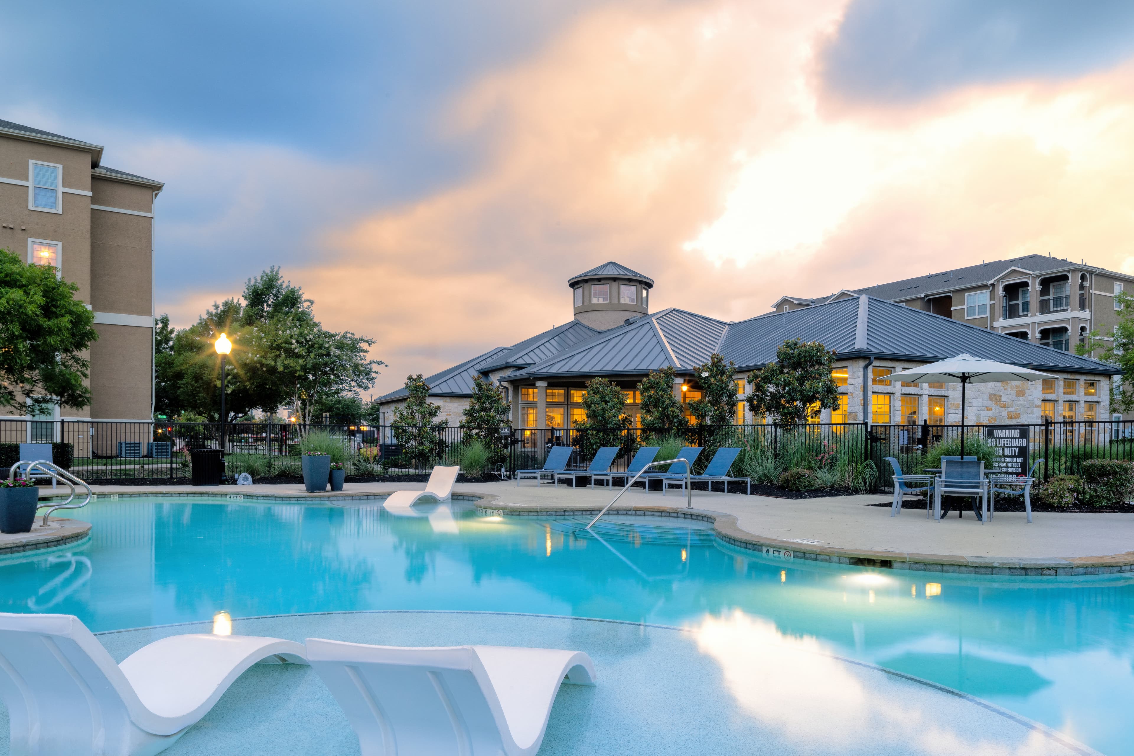 Avalon Frisco At Main 17 of 27