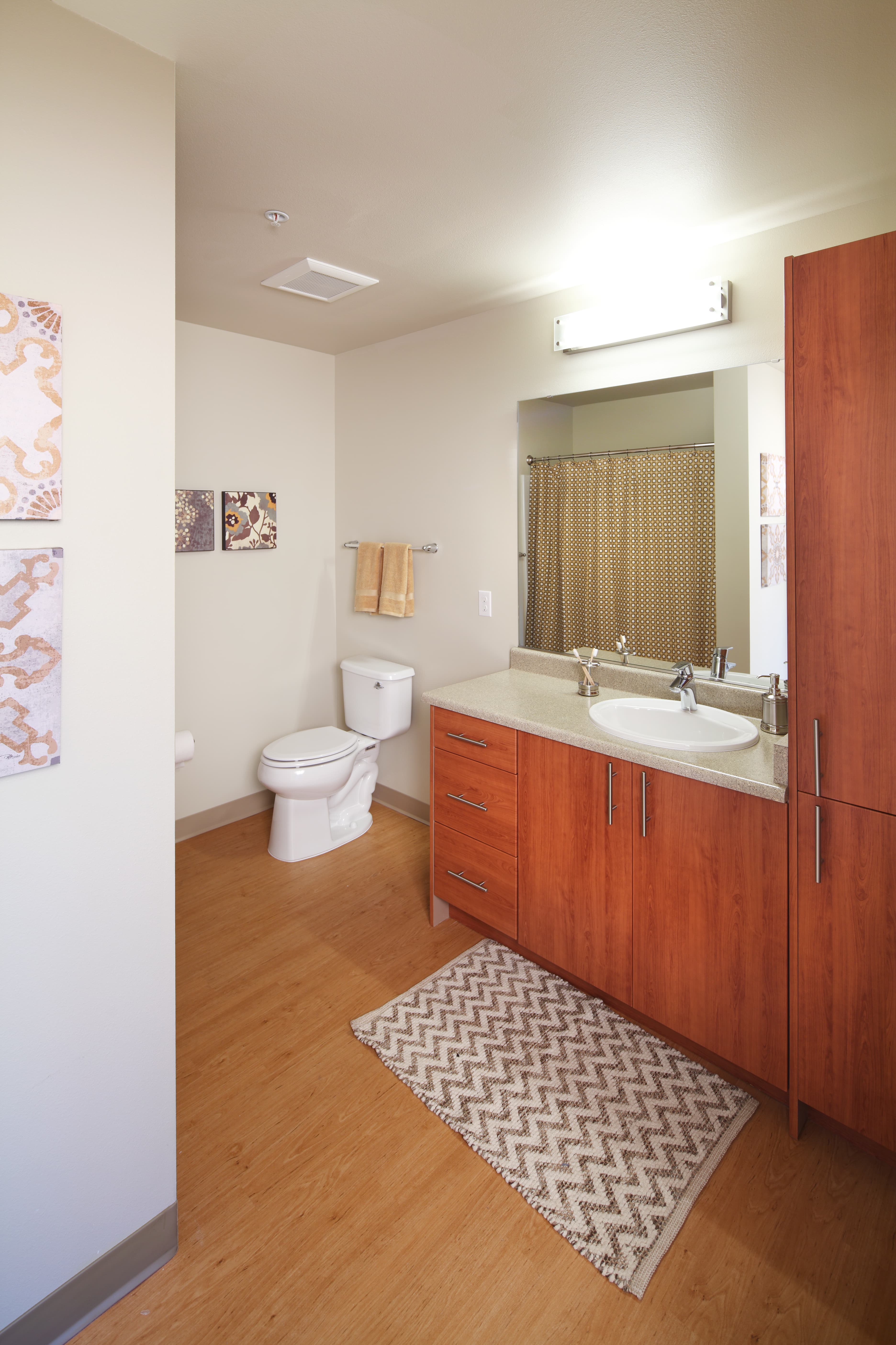 Avalon Alderwood 16 of 39