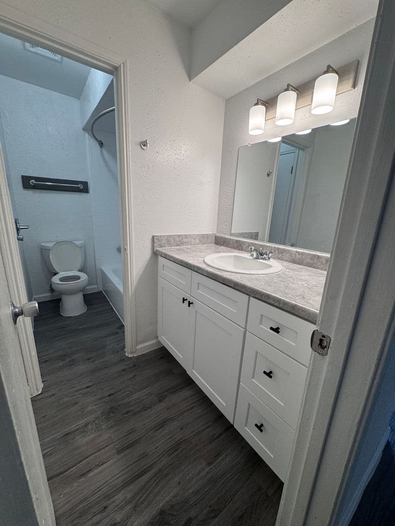 Southern Garden Apartments 6 of 8