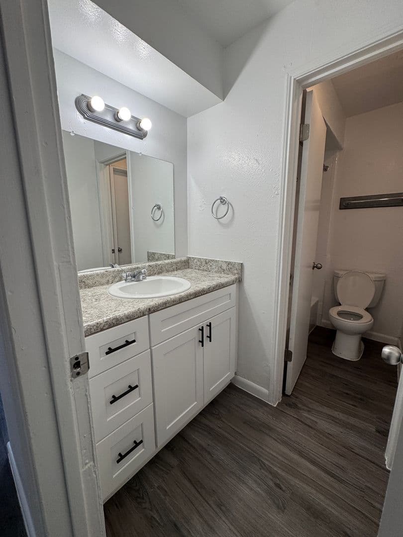 Southern Garden Apartments 8 of 9