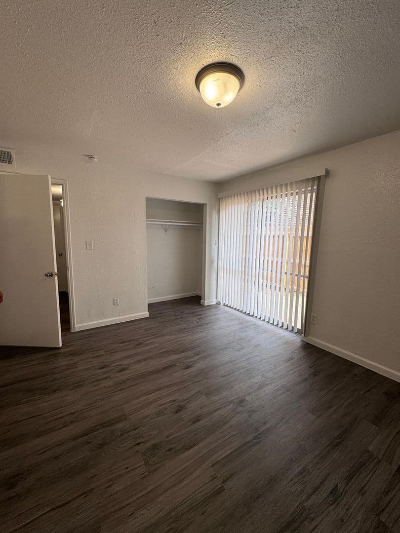 Southern Garden Apartments 6 of 9