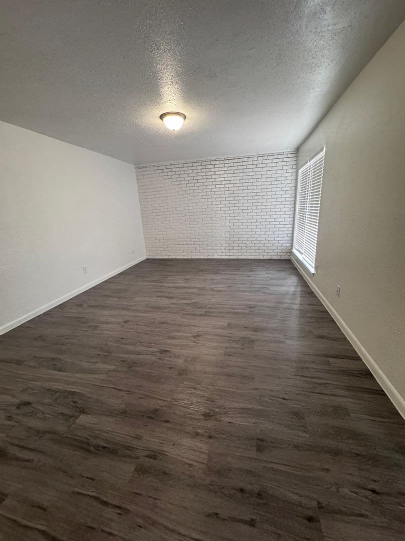 Southern Garden Apartments 2 of 9