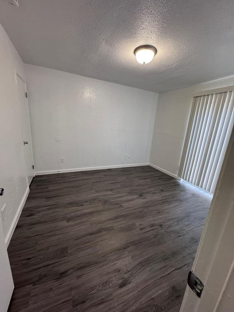 Southern Garden Apartments 8 of 9