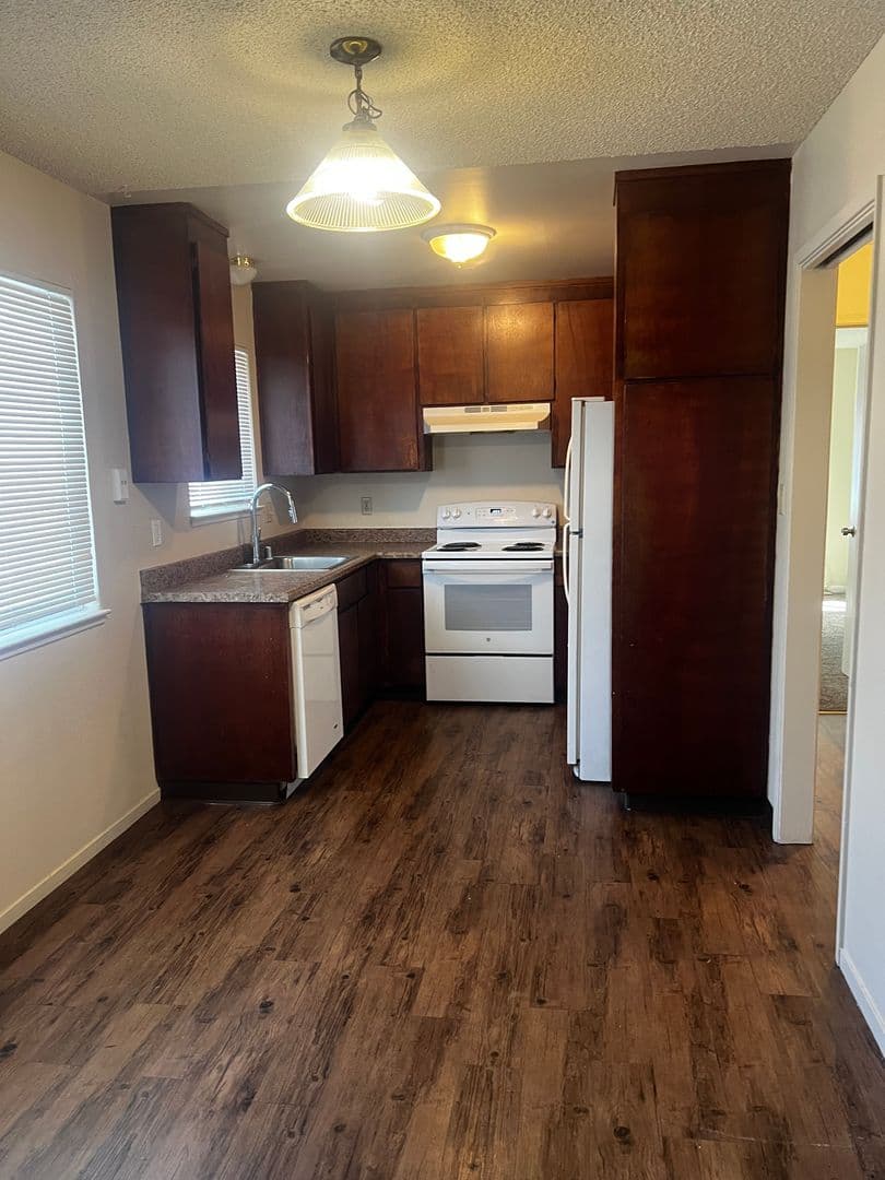 Bonnie Villa Apartments 3 of 5