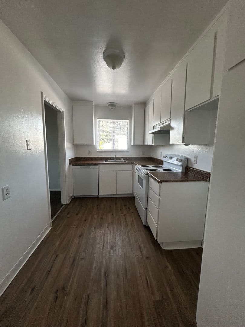 Bonnie Villa Apartments 4 of 6