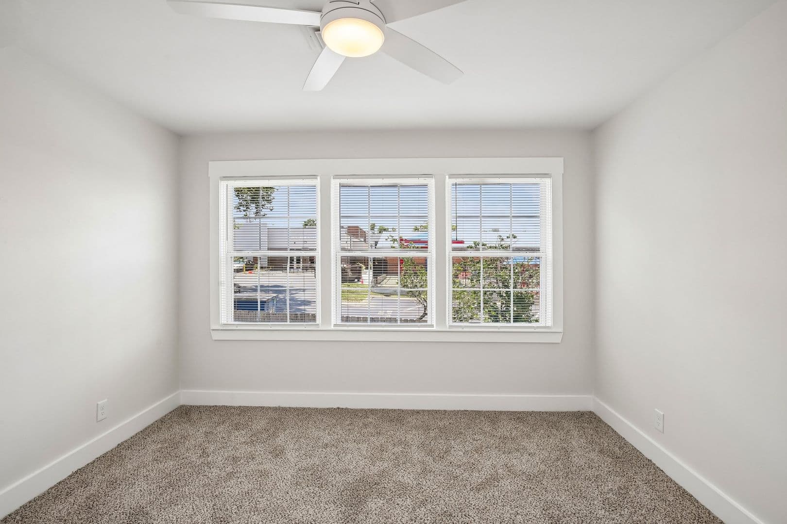 Chateau Apartments 101 of 113