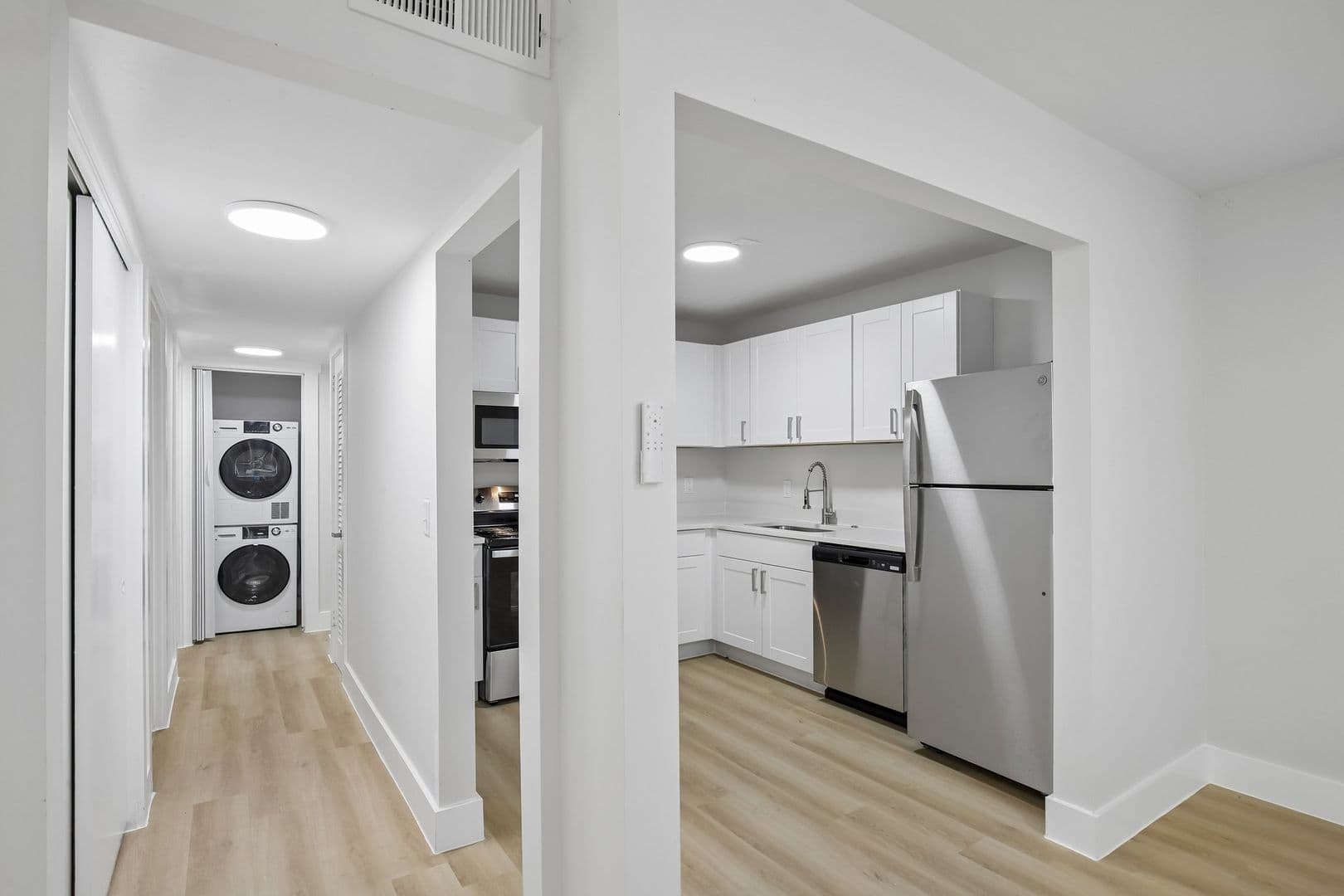 Chateau Apartments 76 of 113