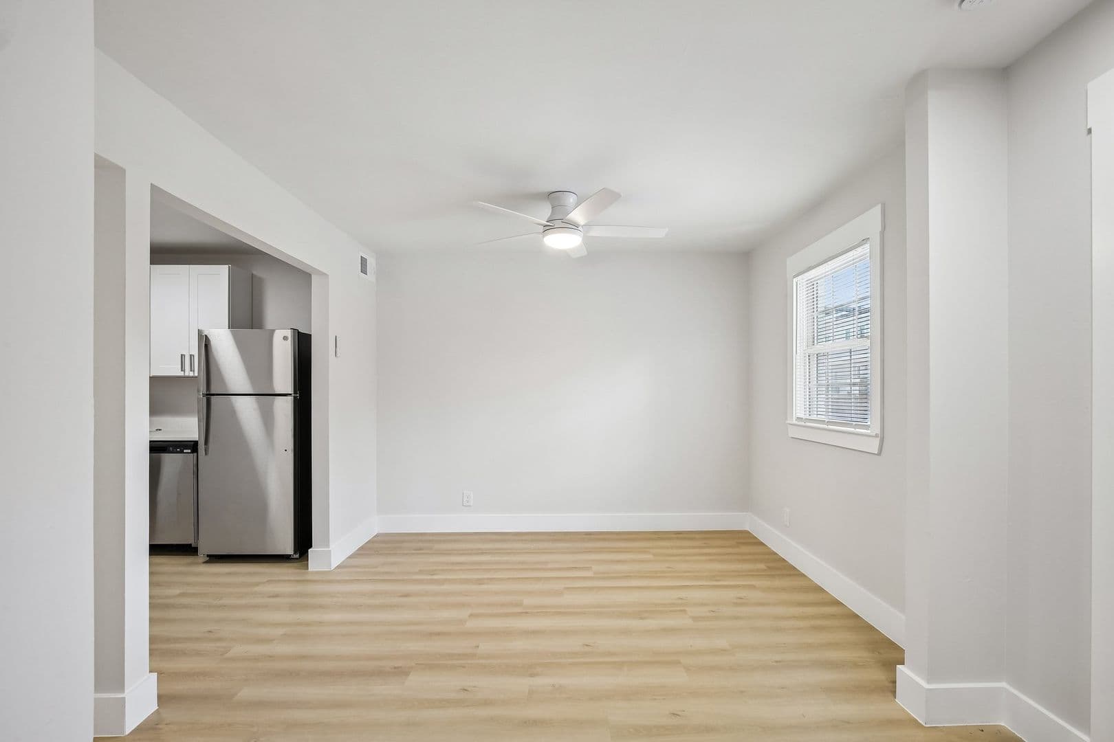 Chateau Apartments 47 of 113
