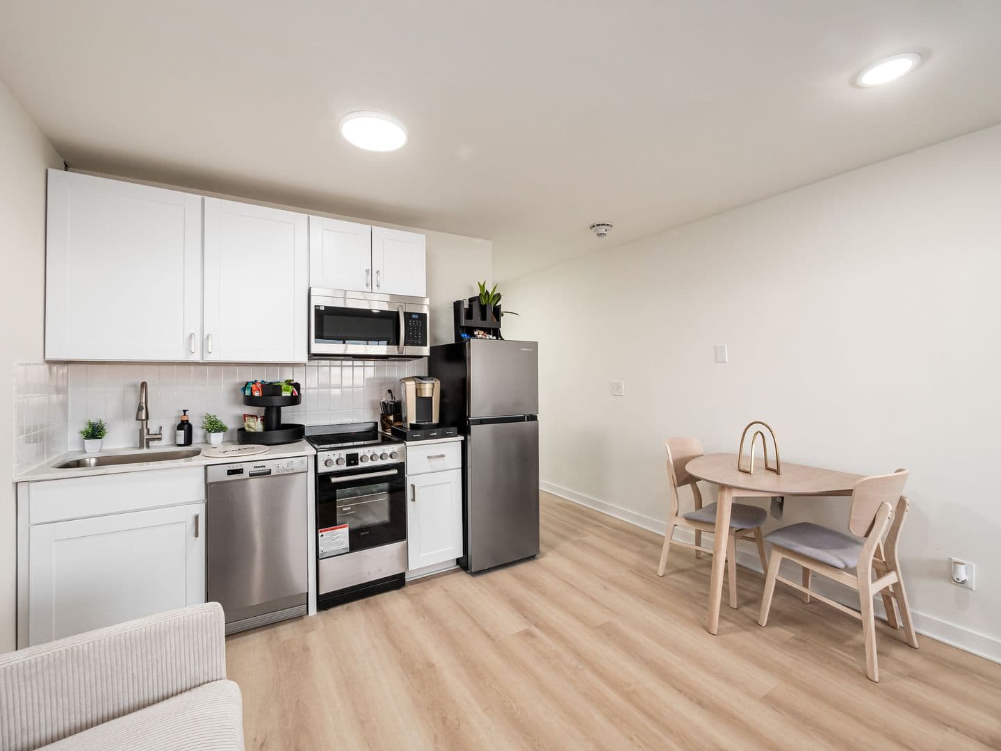 Lumarc Apartments 7 of 11