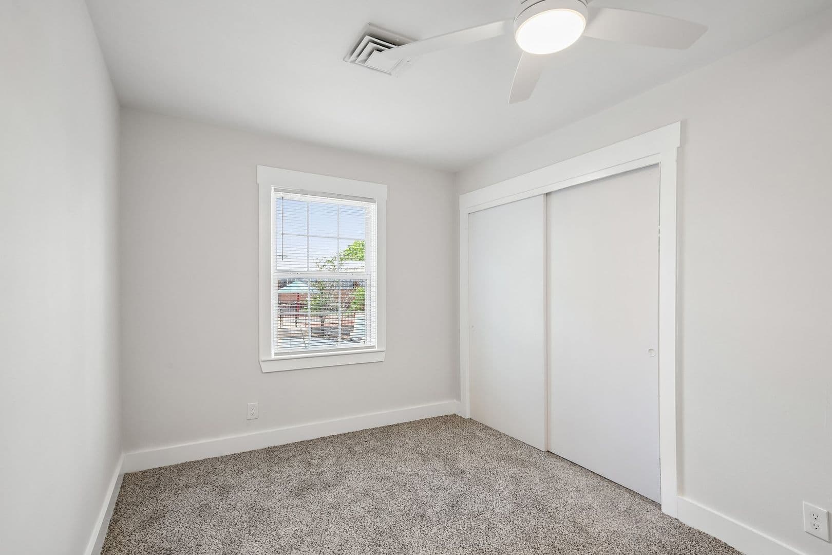 Chateau Apartments 59 of 113