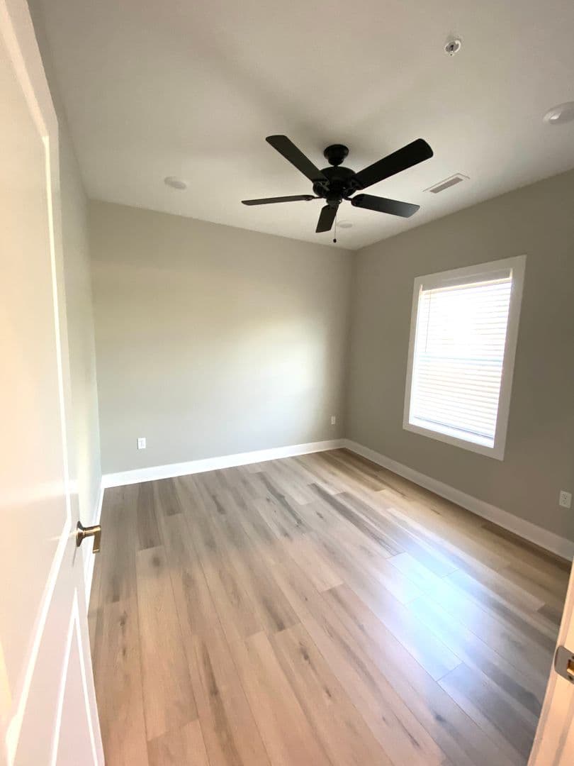 3-Westbury Flats LLC 22 of 33