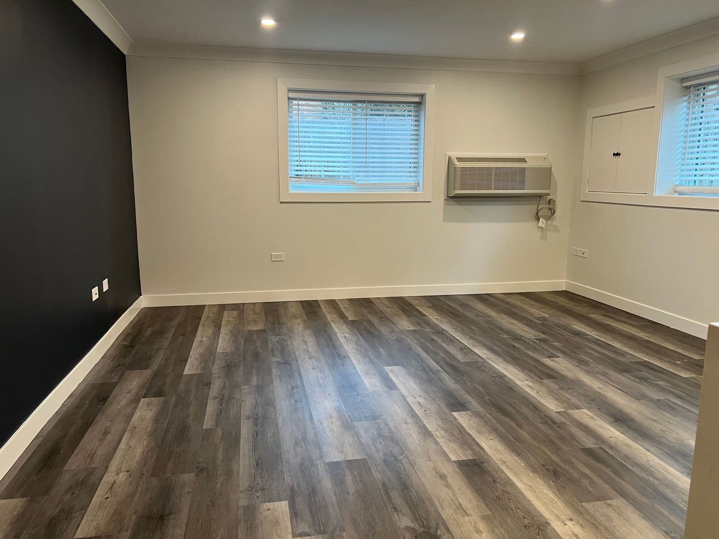 TownsEnd Apartments 10 of 17