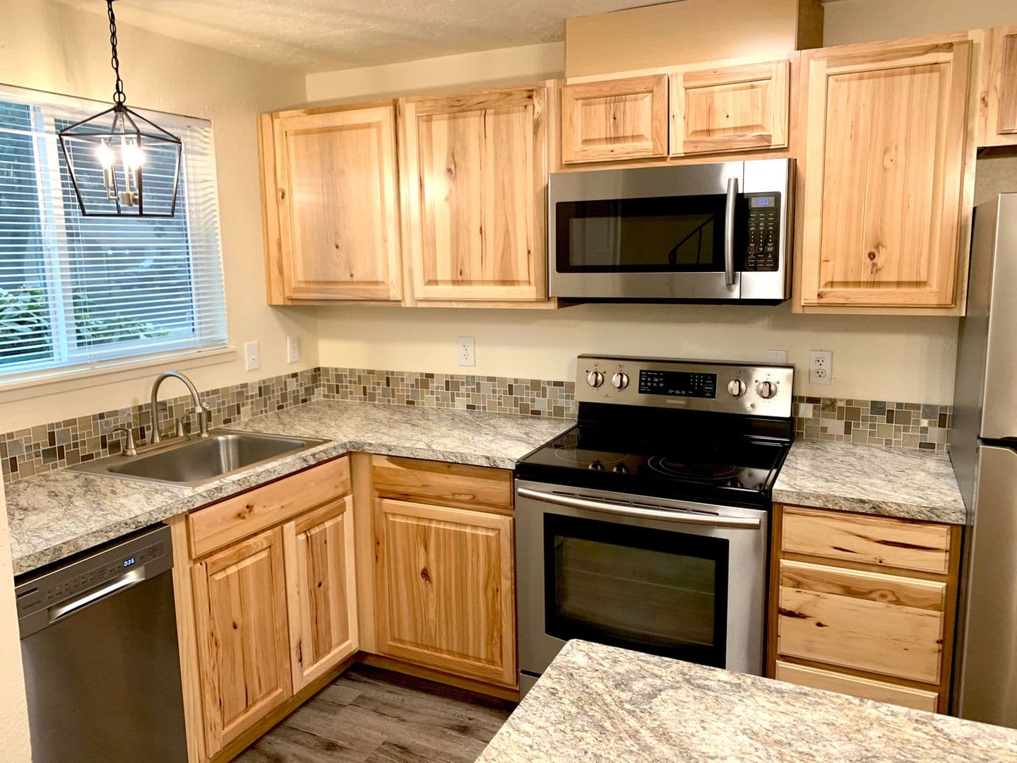 Brookshore Apartments 10 of 28
