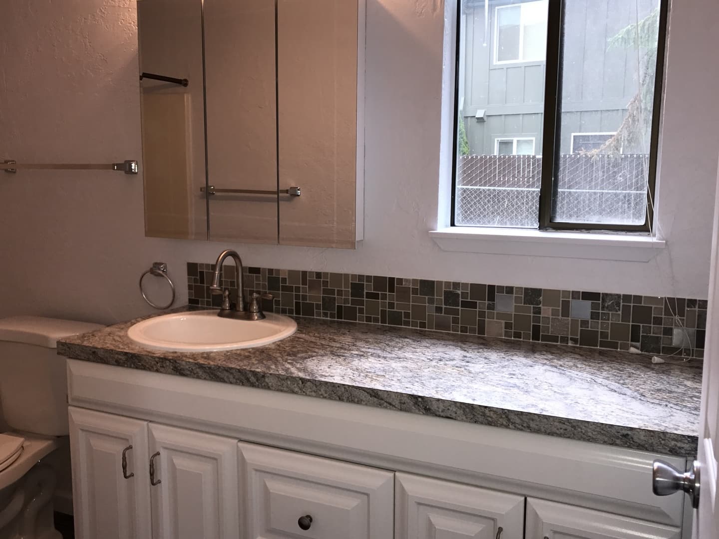 Brookshore Apartments 19 of 22