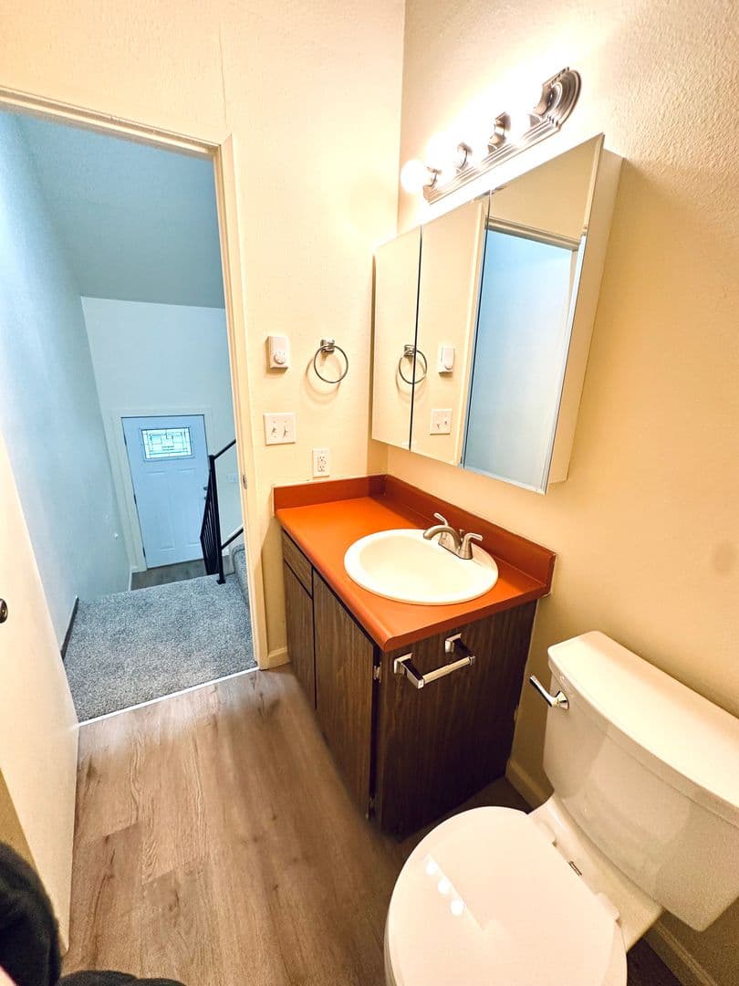 Brookshore Apartments 12 of 17