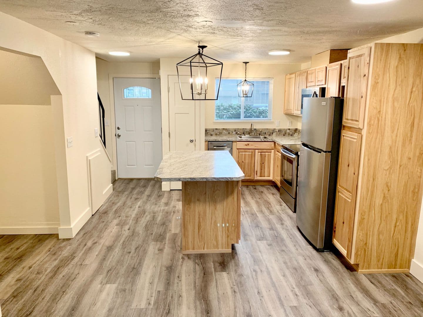 Brookshore Apartments 6 of 28