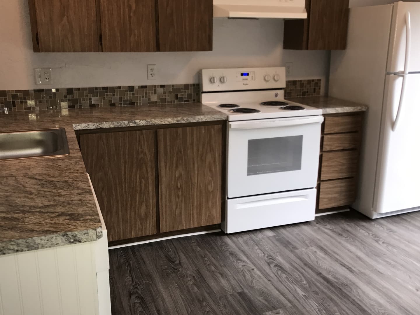 Brookshore Apartments 10 of 22