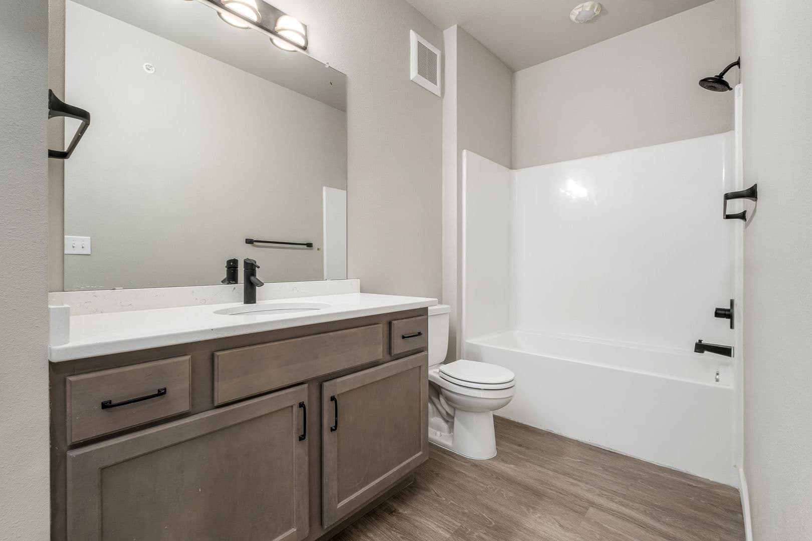 Farmstead Apartments LLC 56 of 88
