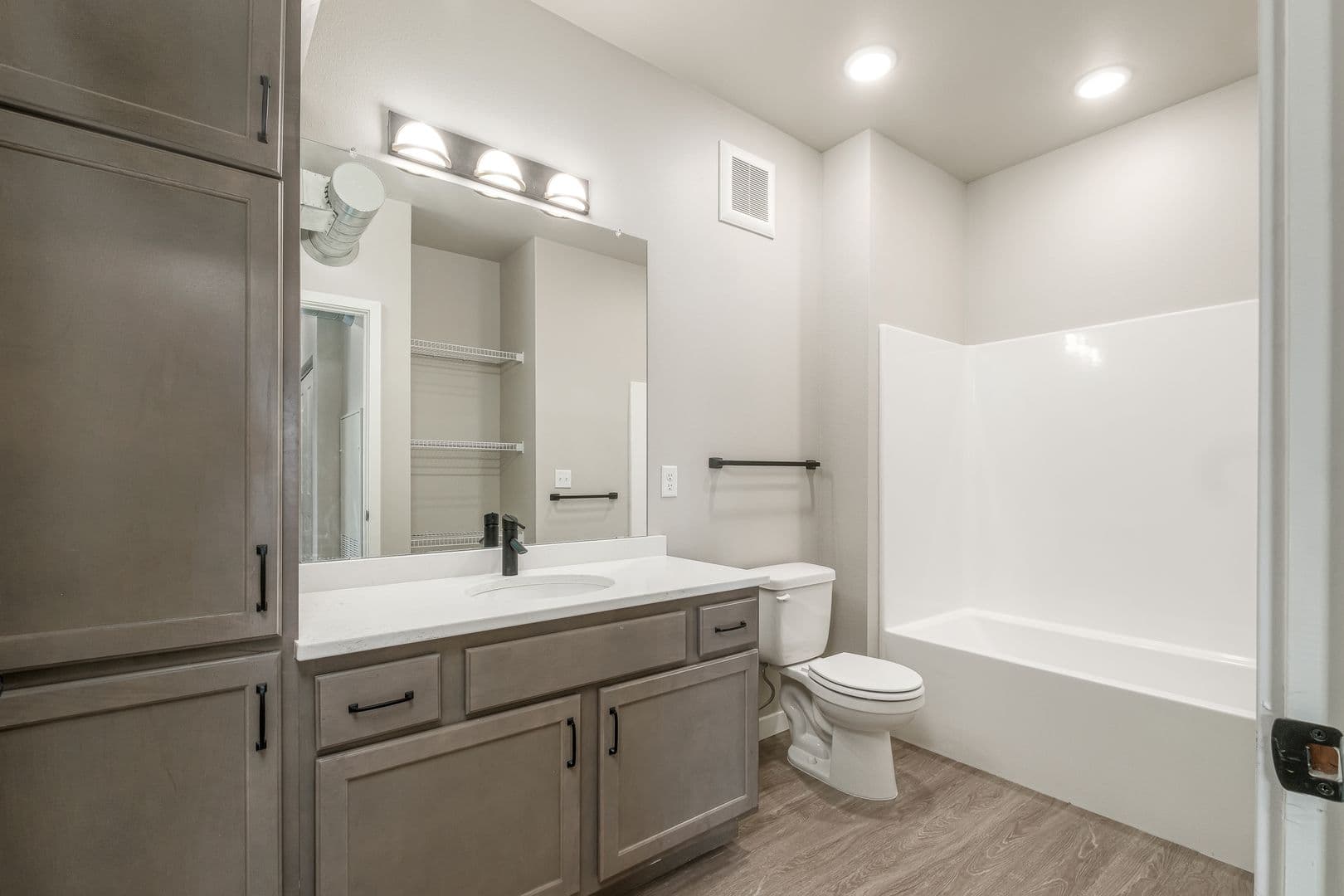 Farmstead Apartments LLC 42 of 88