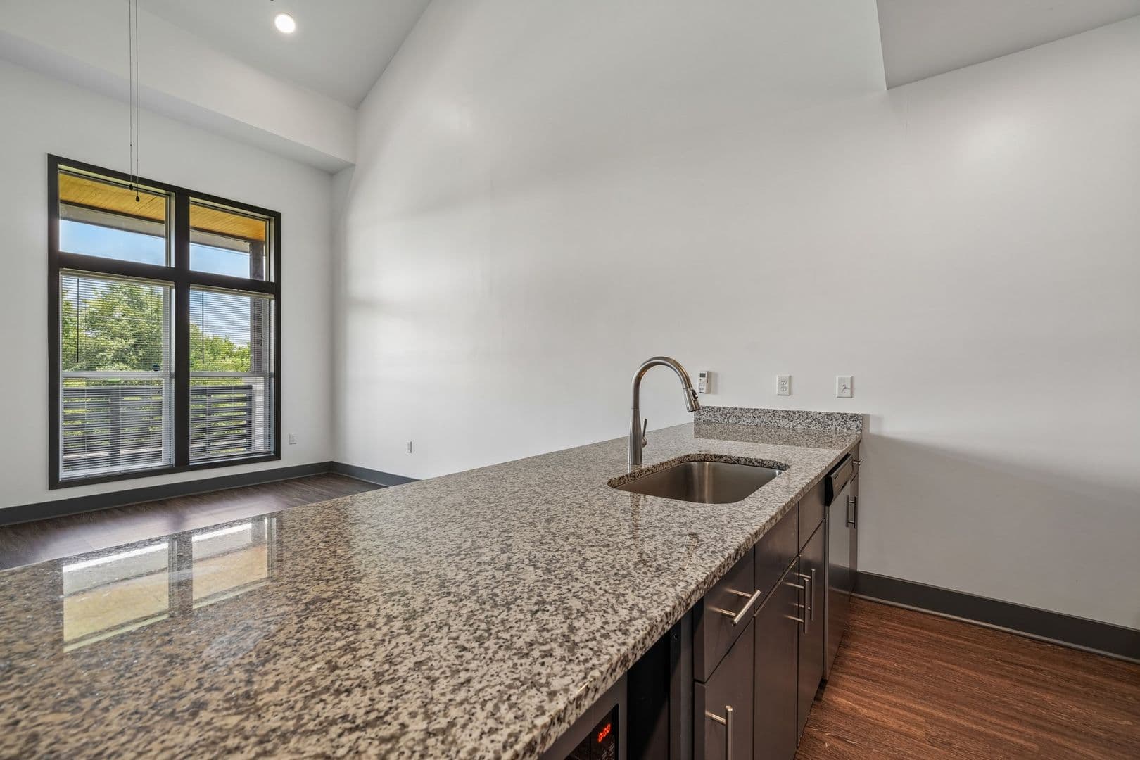 St. Thomas Flats 13 of 42