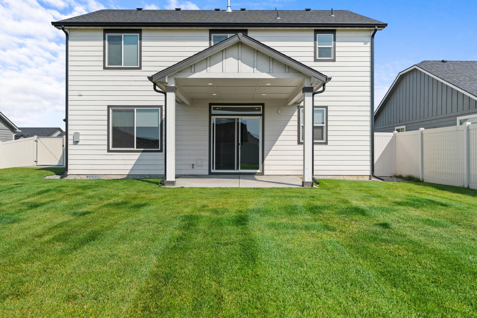 3921 N Lynn Street 21 of 26