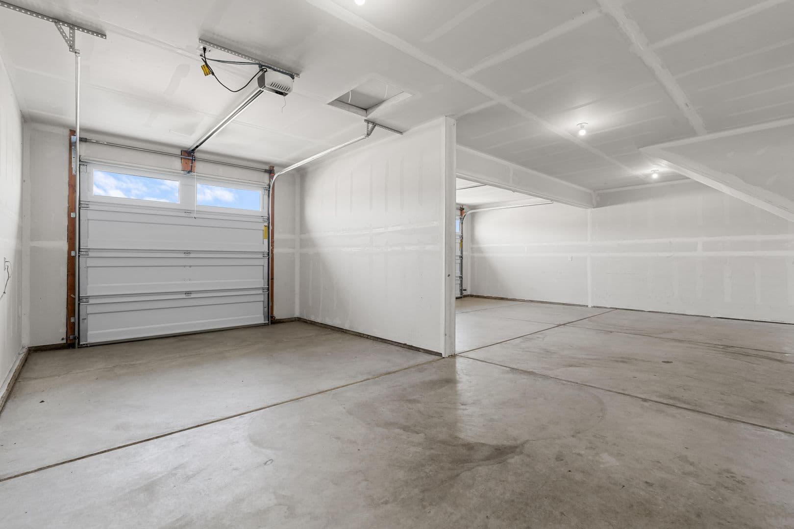 3921 N Lynn Street 26 of 26