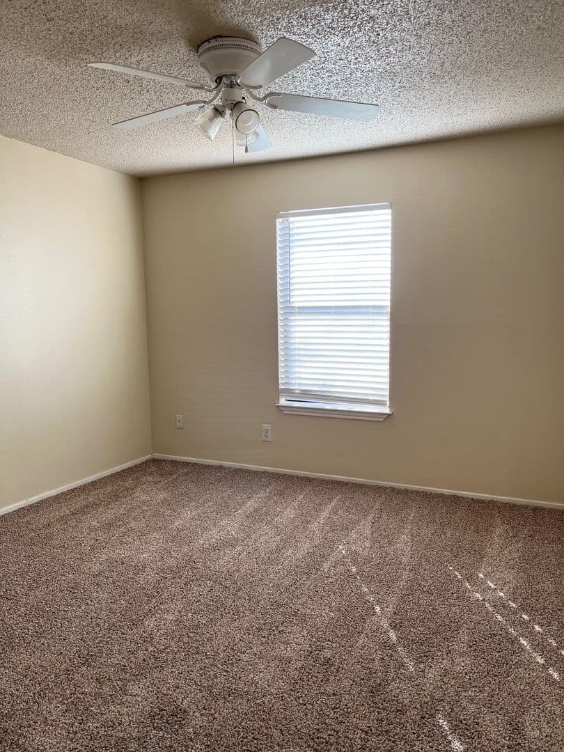 Bentwood Apartments 2 of 5