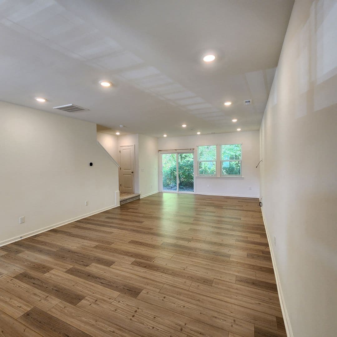 3002 Spline Lane 20 of 22