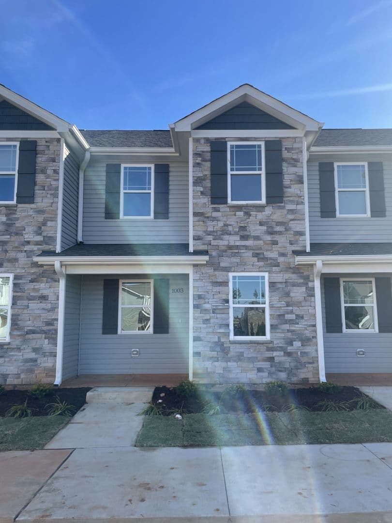 1007 Peony Lane - Winslow Holdings LLC 11 of 12