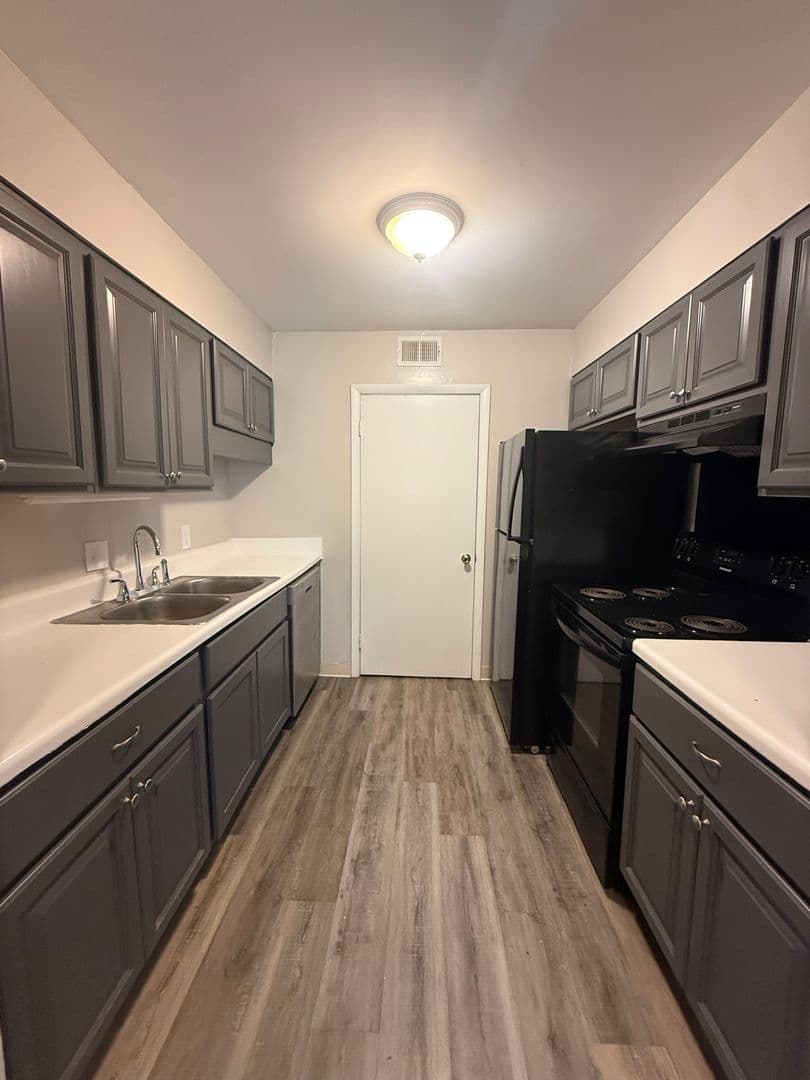 Ridge View Apartments 1 of 11