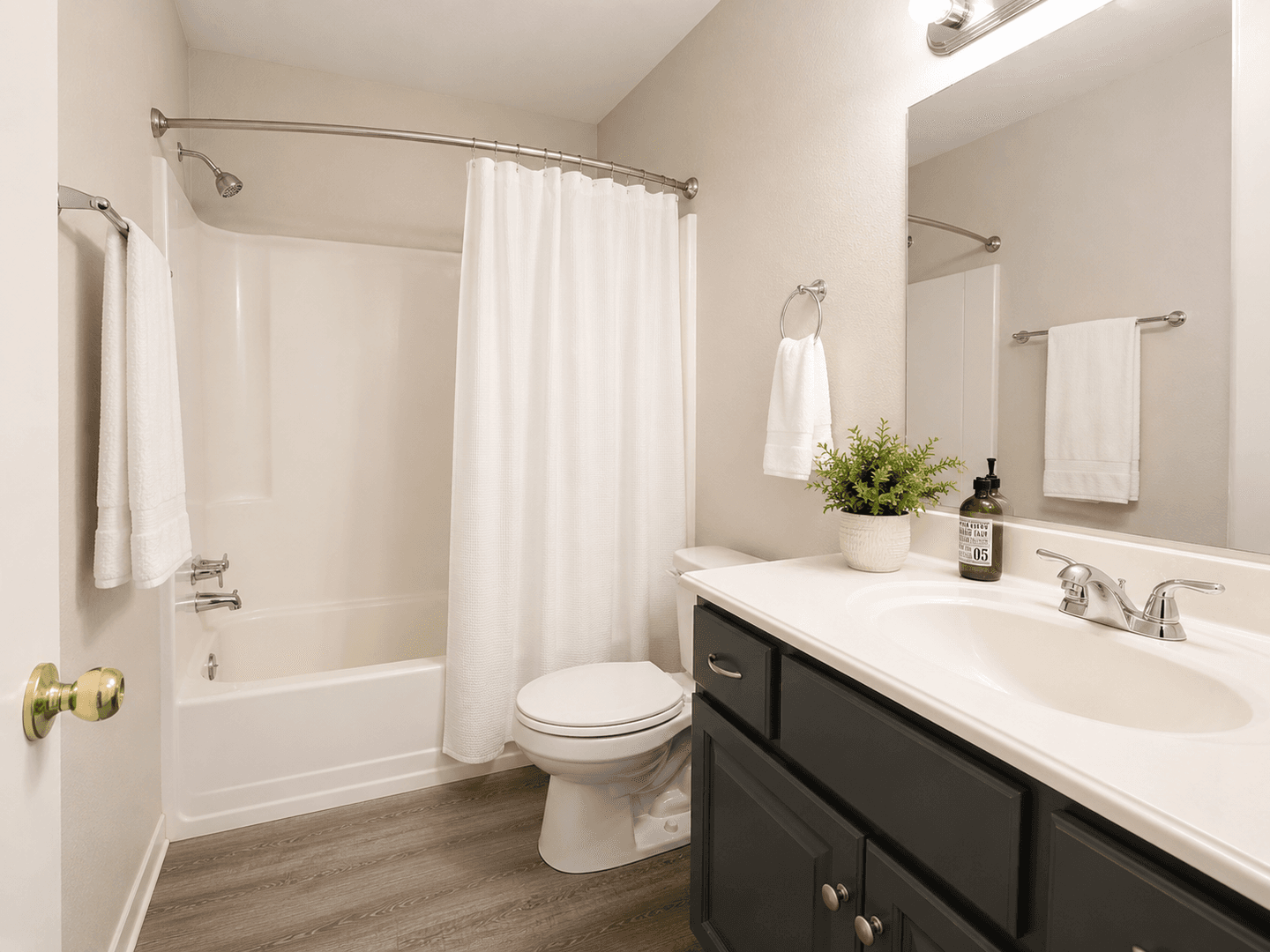 Ridge View Apartments 6 of 6